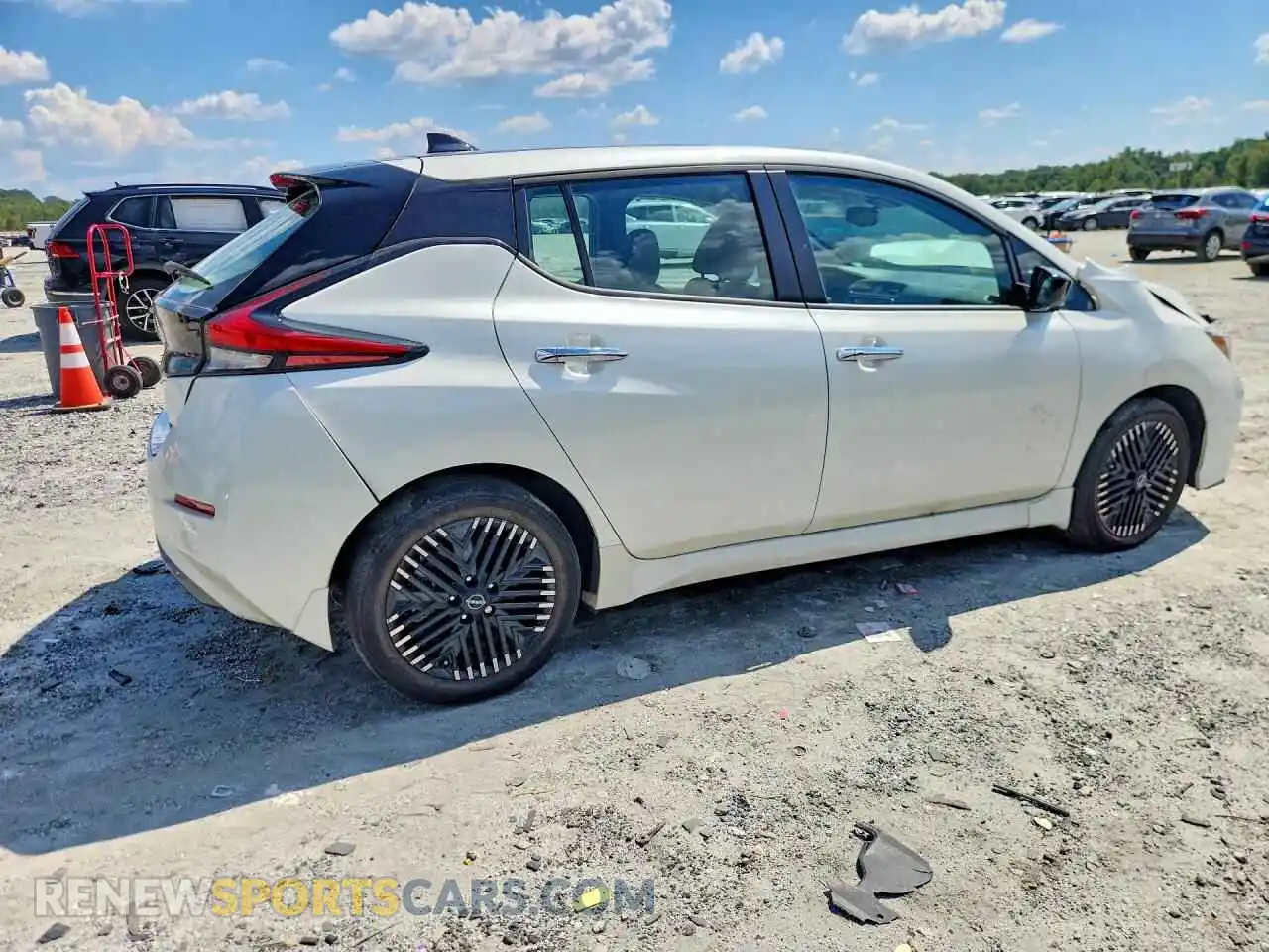 3 Photograph of a damaged car 1N4CZ1CV5PC551751 NISSAN LEAF 2023