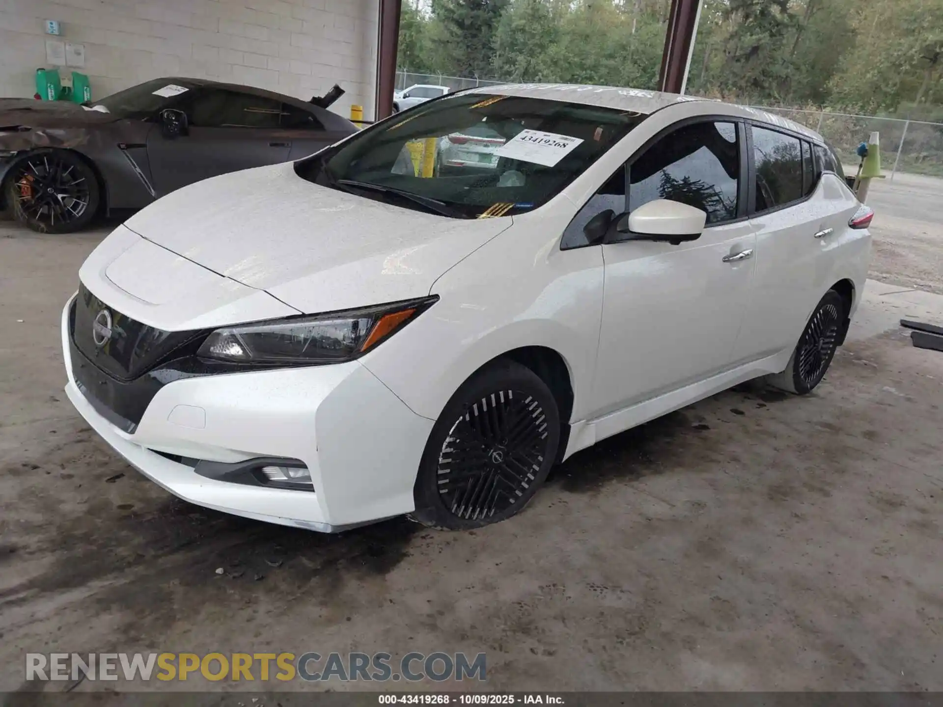 2 Фотография поврежденного автомобиля 1N4CZ1CV6PC551340 NISSAN LEAF 2023