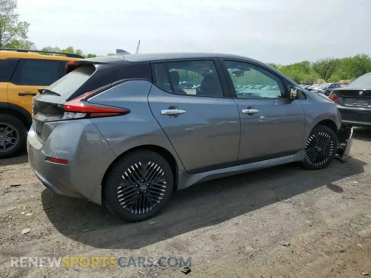 3 Photograph of a damaged car 1N4CZ1CV7PC550438 NISSAN LEAF 2023