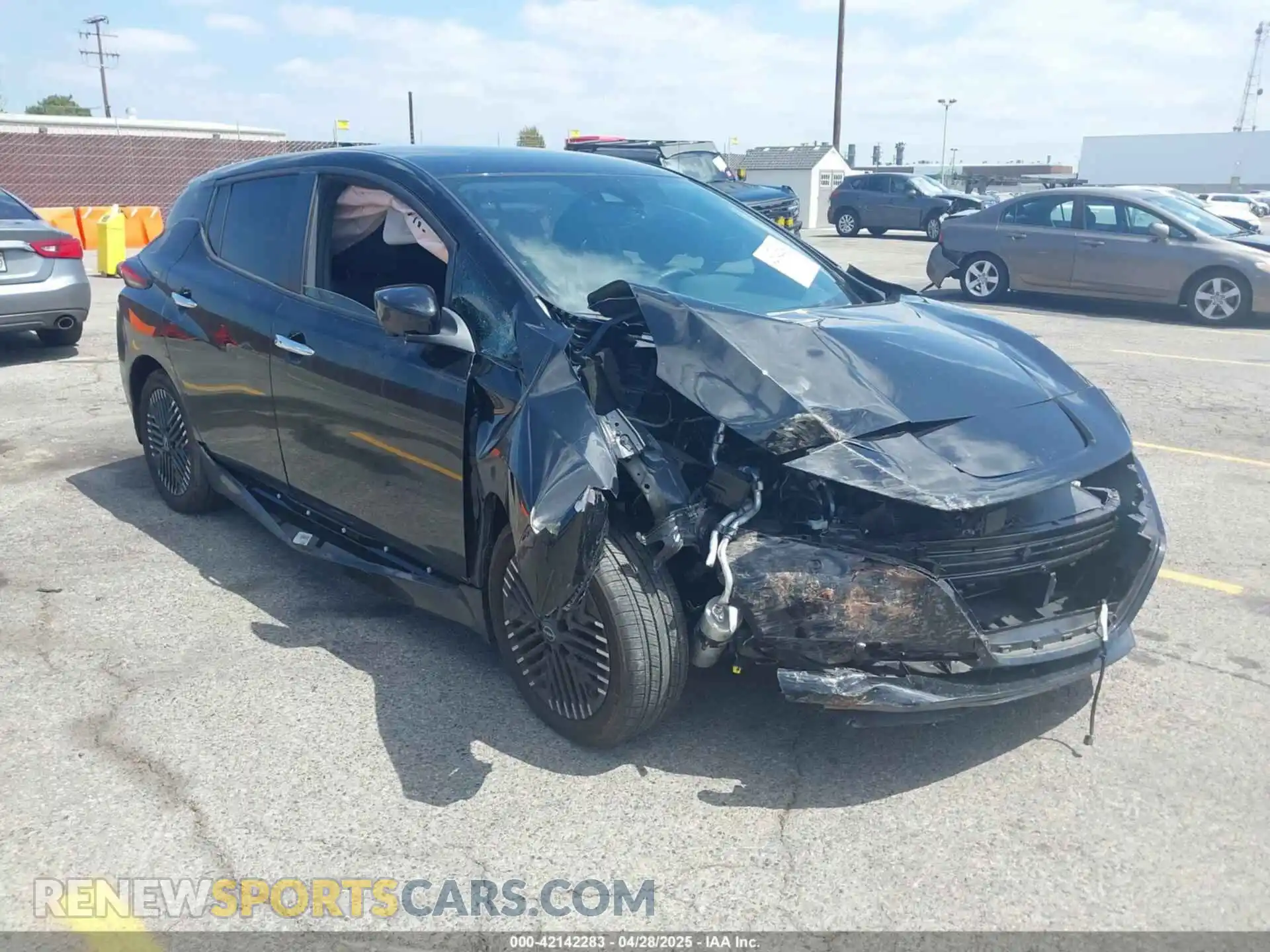 1 Photograph of a damaged car 1N4CZ1CV7PC562041 NISSAN LEAF 2023