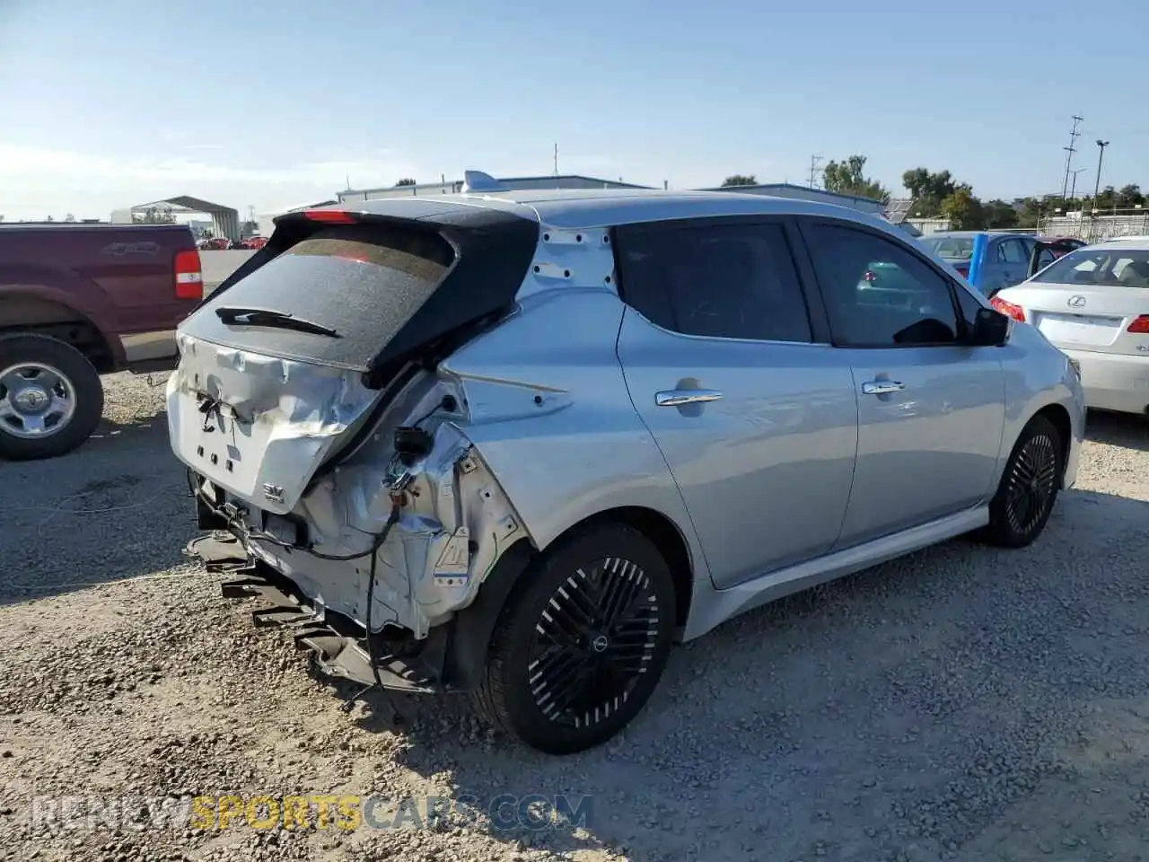 3 Фотография поврежденного автомобиля 1N4CZ1CV5RC550828 NISSAN LEAF 2024