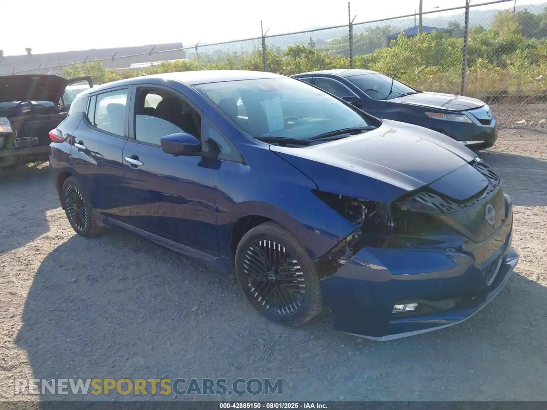 1 Фотография поврежденного автомобиля 1N4CZ1CV6RC550112 NISSAN LEAF 2024