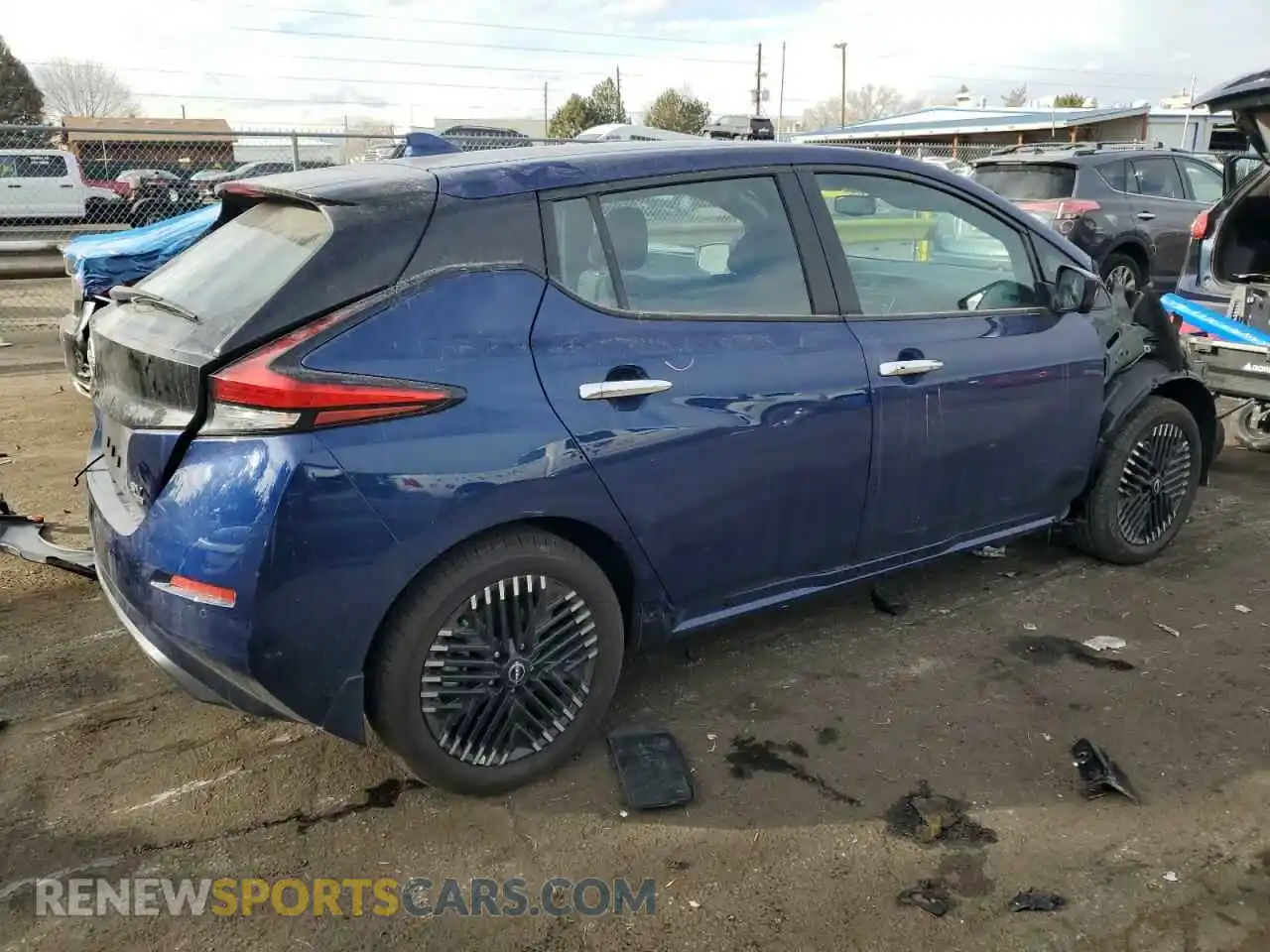 3 Фотография поврежденного автомобиля 1N4CZ1CV8RC556672 NISSAN LEAF 2024