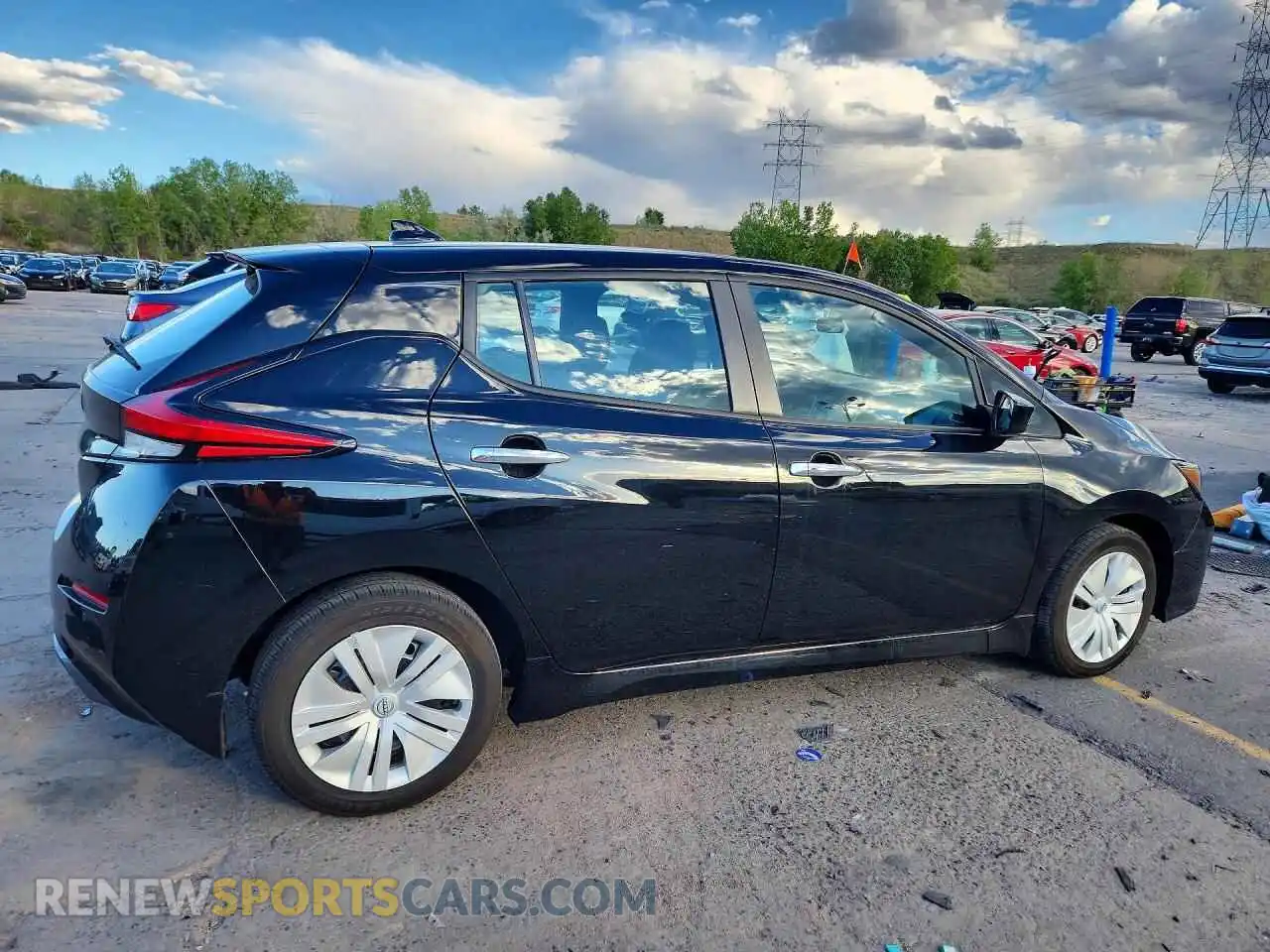 3 fotografías del automóvil dañado 1N4AZ1BV2SC564104 NISSAN LEAF 2025