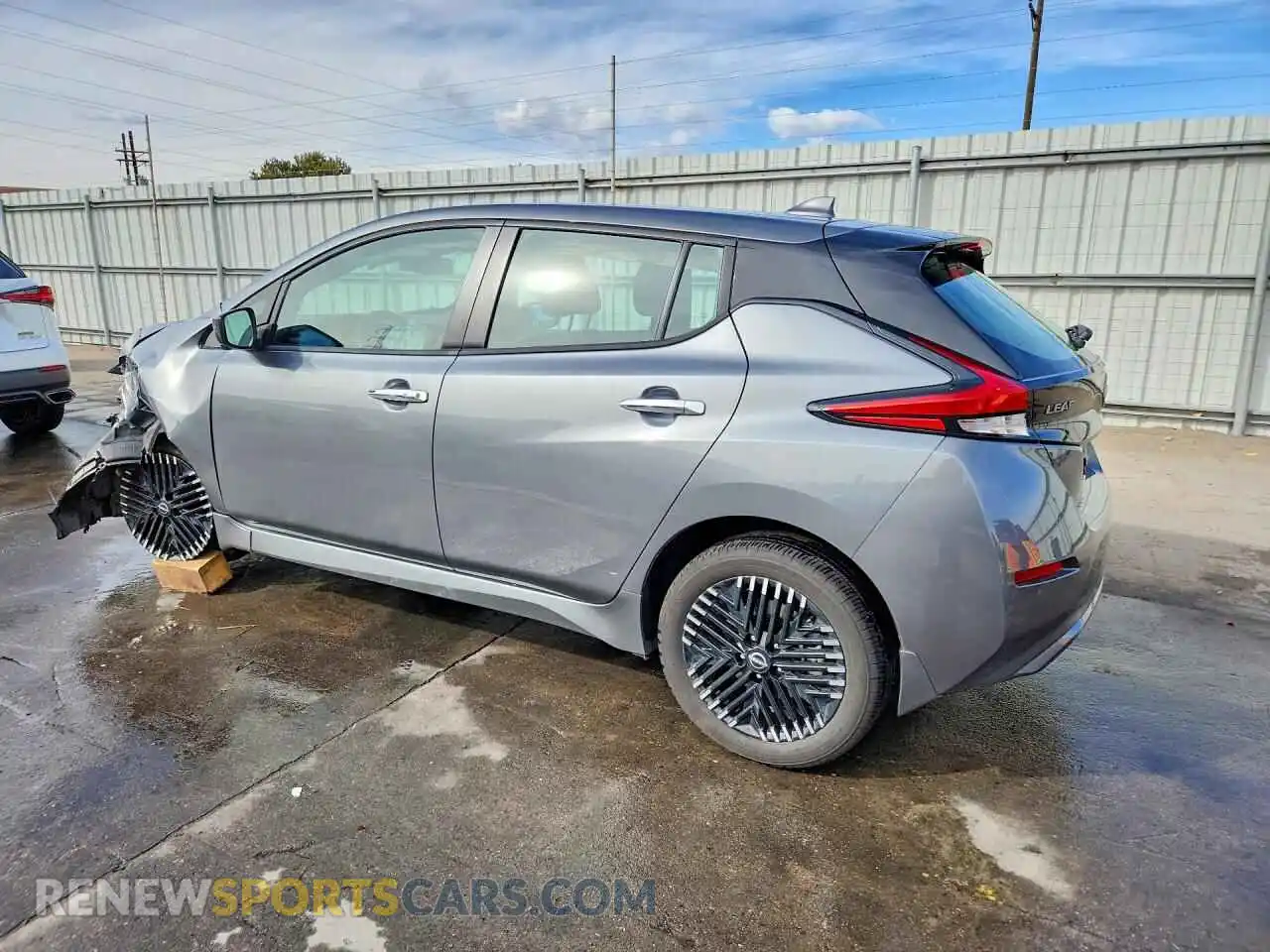 2 Photograph of a damaged car 1N4CZ1CV2SC558181 NISSAN LEAF 2025