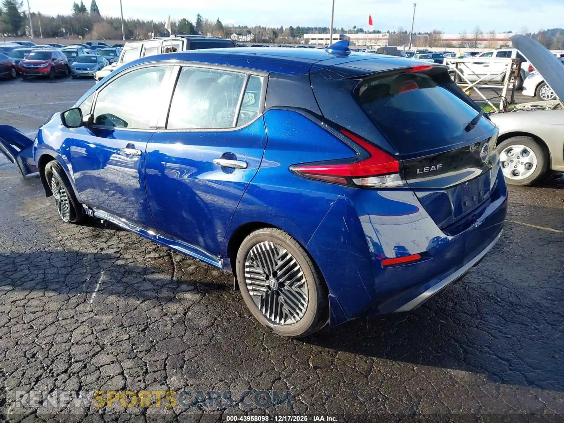 3 Photograph of a damaged car 1N4CZ1CV2SC559489 NISSAN LEAF 2025