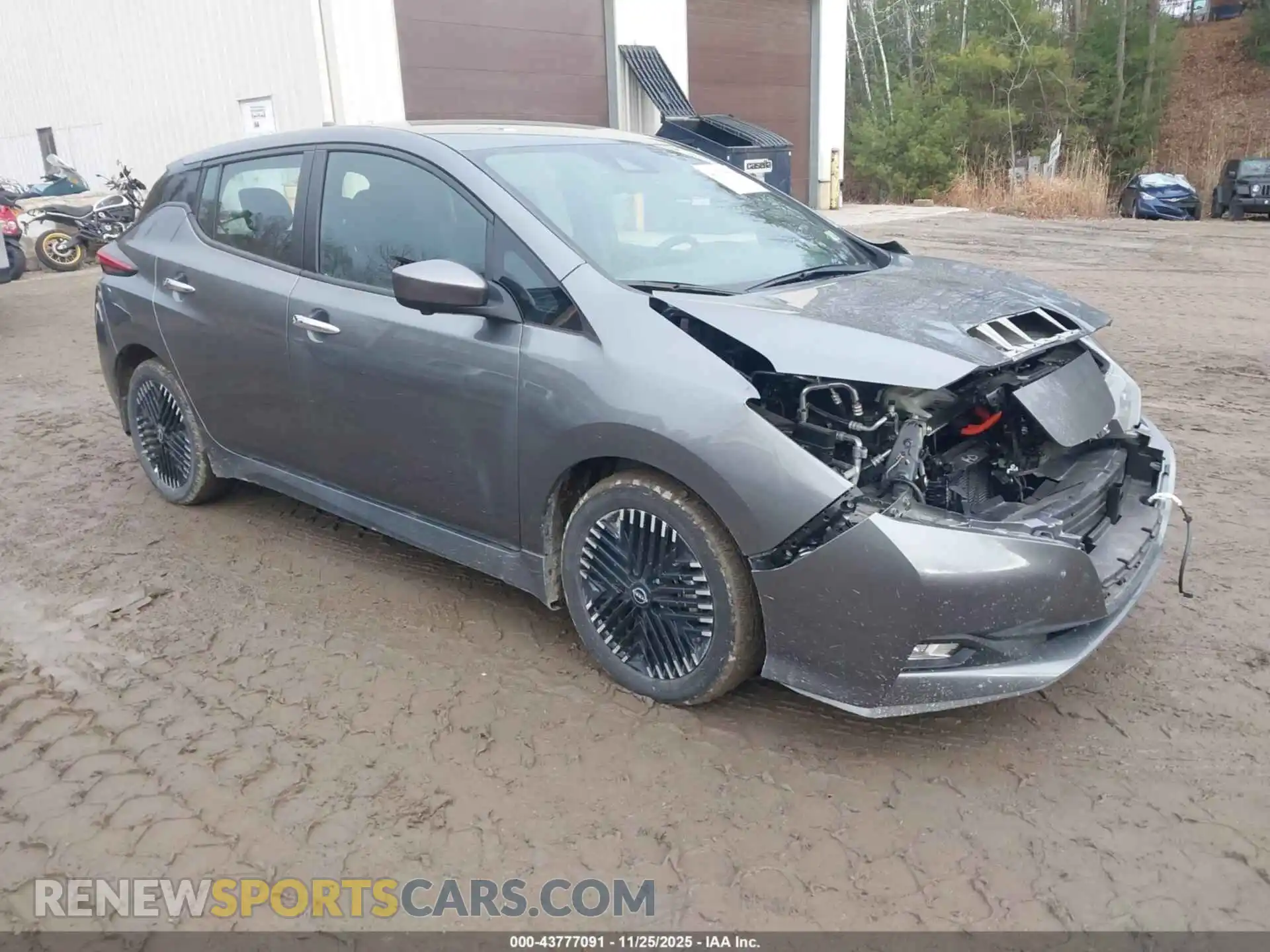 1 Photograph of a damaged car 1N4CZ1CV4SC558215 NISSAN LEAF 2025