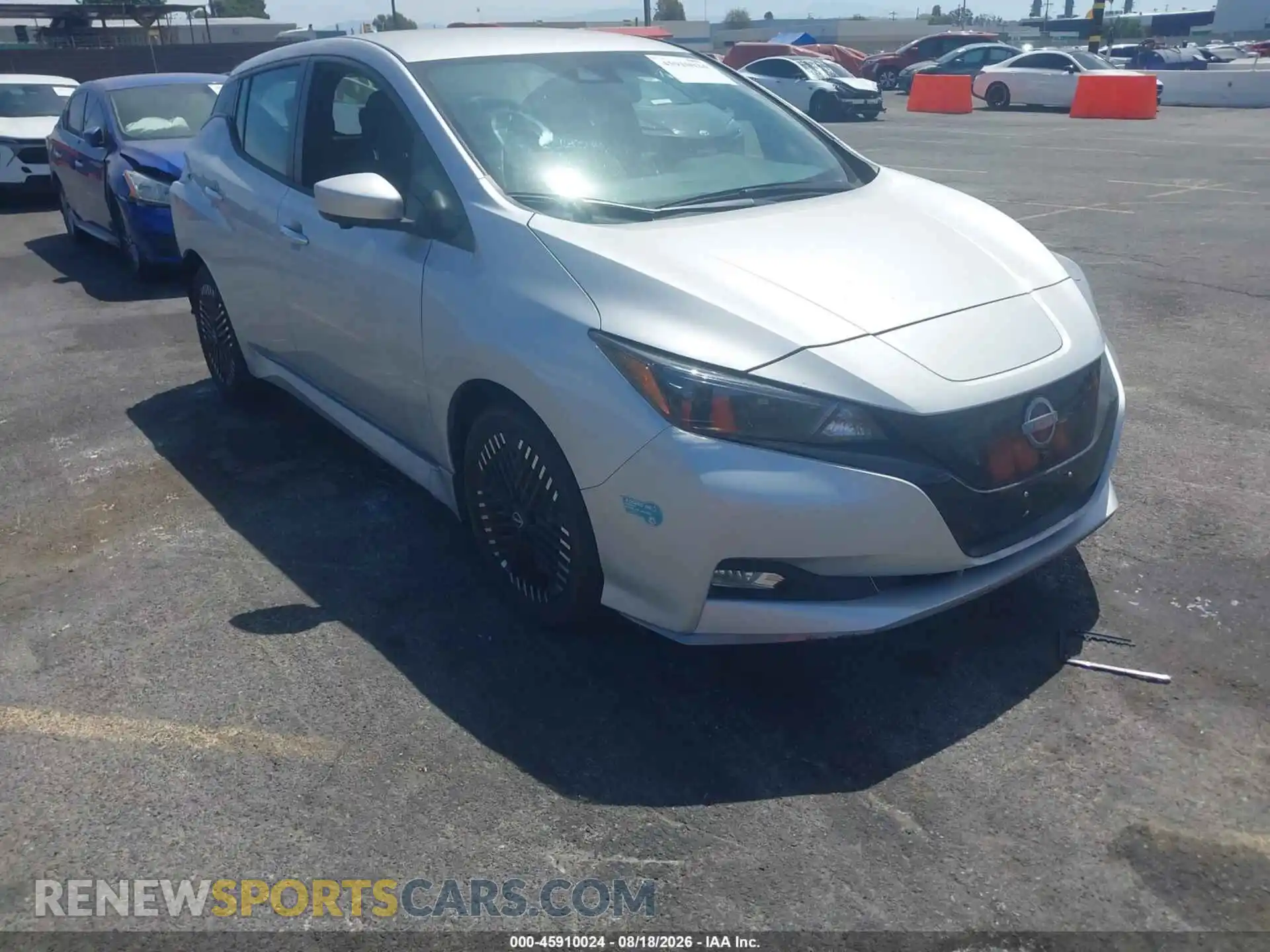 1 Photograph of a damaged car 1N4CZ1CV4SC561633 NISSAN LEAF 2025
