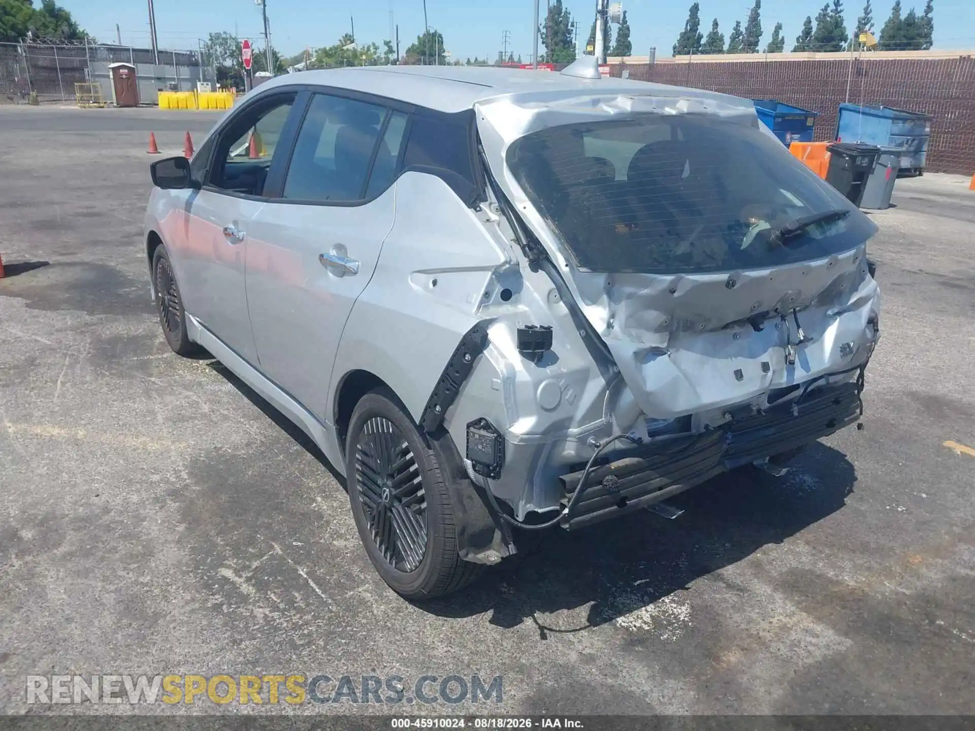 3 Photograph of a damaged car 1N4CZ1CV4SC561633 NISSAN LEAF 2025