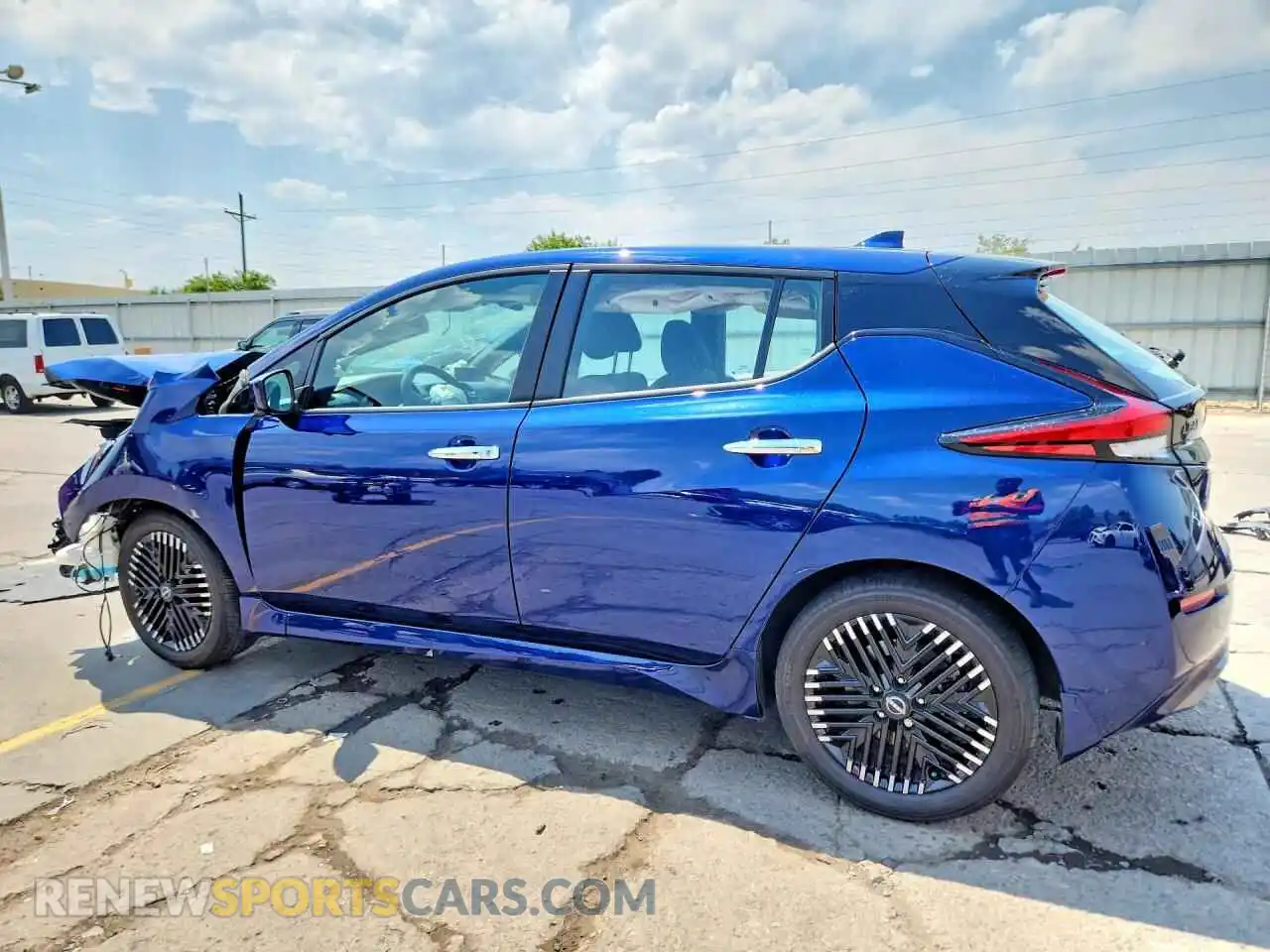 2 Photograph of a damaged car 1N4CZ1CVXSC561846 NISSAN LEAF 2025