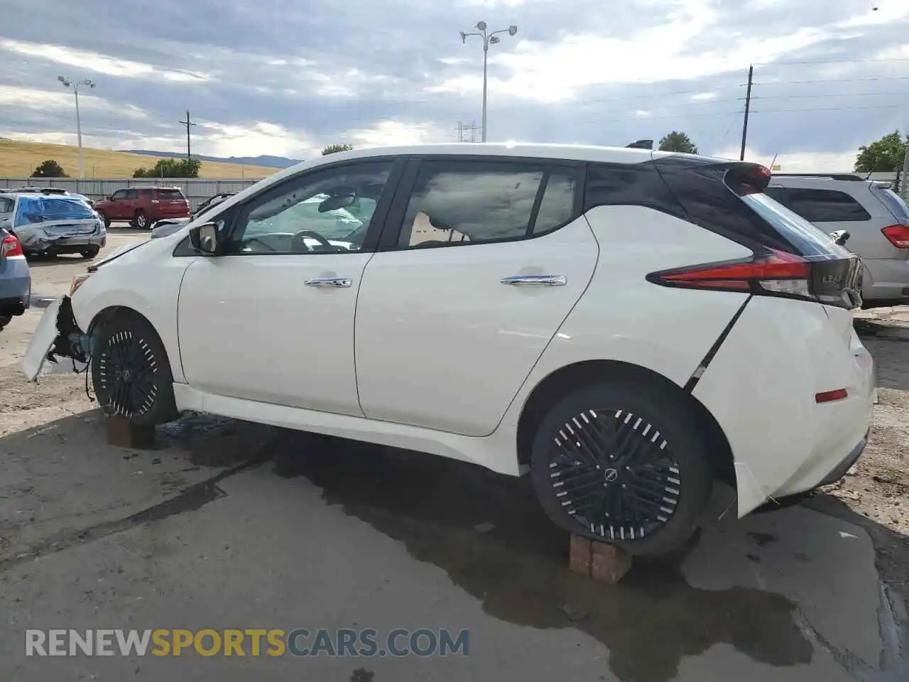 2 Photograph of a damaged car 1N4CZ1CVXSC566285 NISSAN LEAF 2025