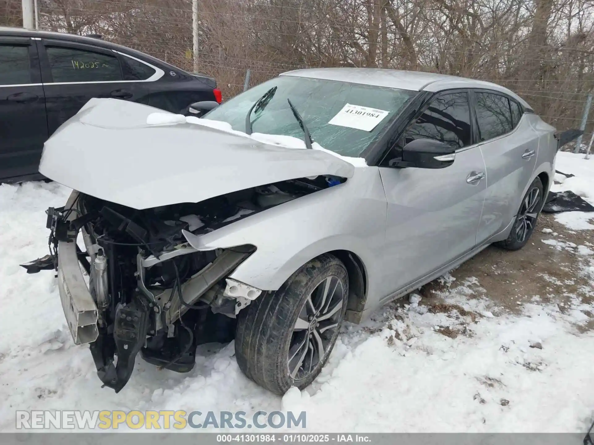 2 Photograph of a damaged car 1N4AA6AV0KC369253 NISSAN MAXIMA 2019