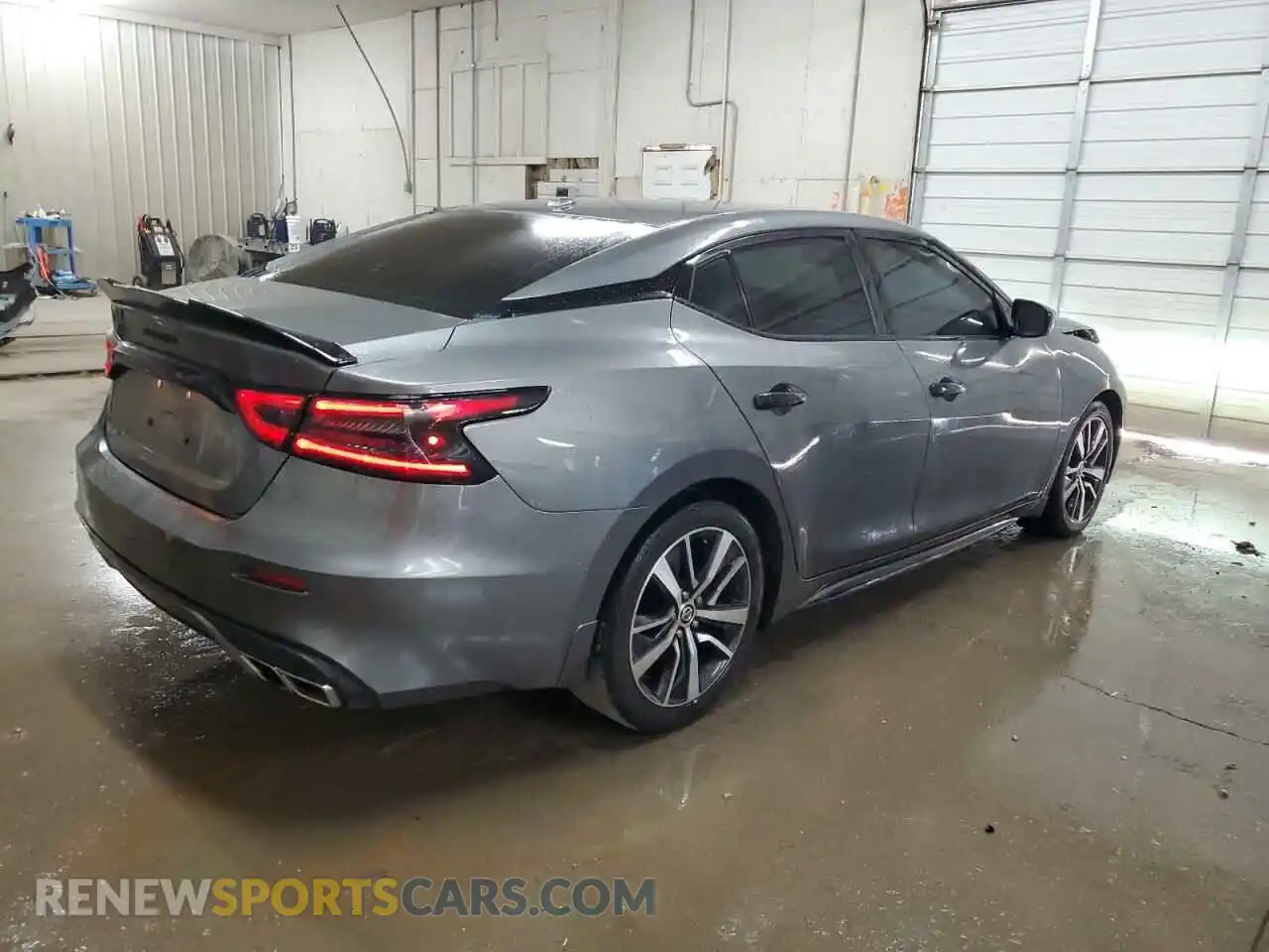 3 Photograph of a damaged car 1N4AA6AV0KC378647 NISSAN MAXIMA 2019