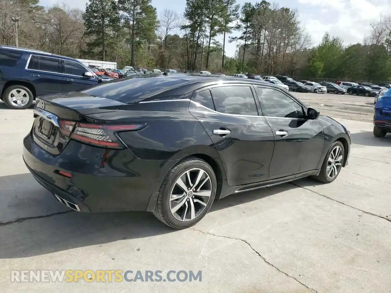 3 Photograph of a damaged car 1N4AA6AV3KC377332 NISSAN MAXIMA 2019