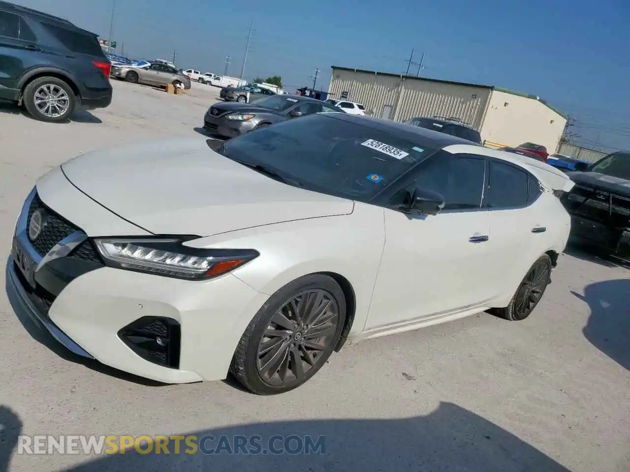 1 Photograph of a damaged car 1N4AA6AV4KC375072 NISSAN MAXIMA 2019