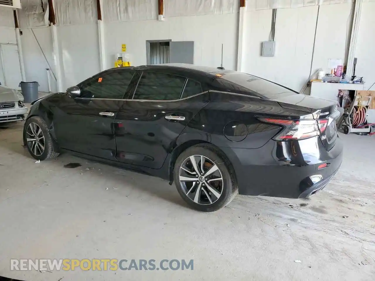 2 Photograph of a damaged car 1N4AA6AV7KC364406 NISSAN MAXIMA 2019