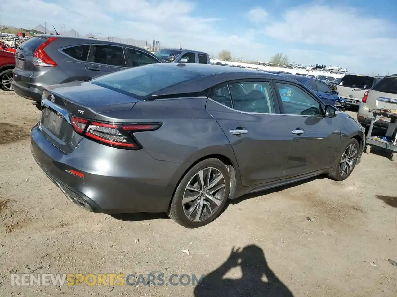 3 Photograph of a damaged car 1N4AA6CV4LC372154 NISSAN MAXIMA 2020
