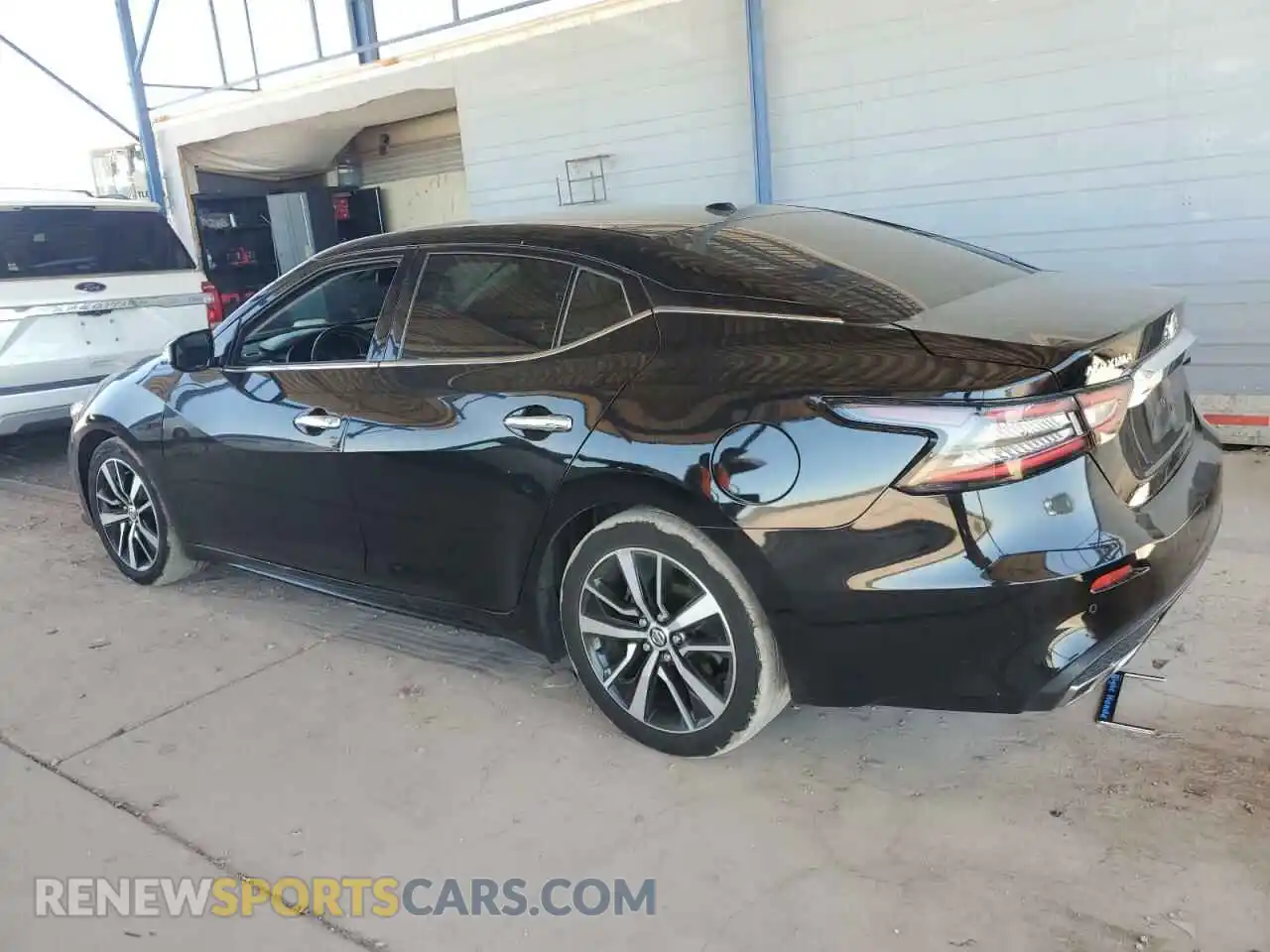 2 Photograph of a damaged car 1N4AA6CV0MC511360 NISSAN MAXIMA 2021