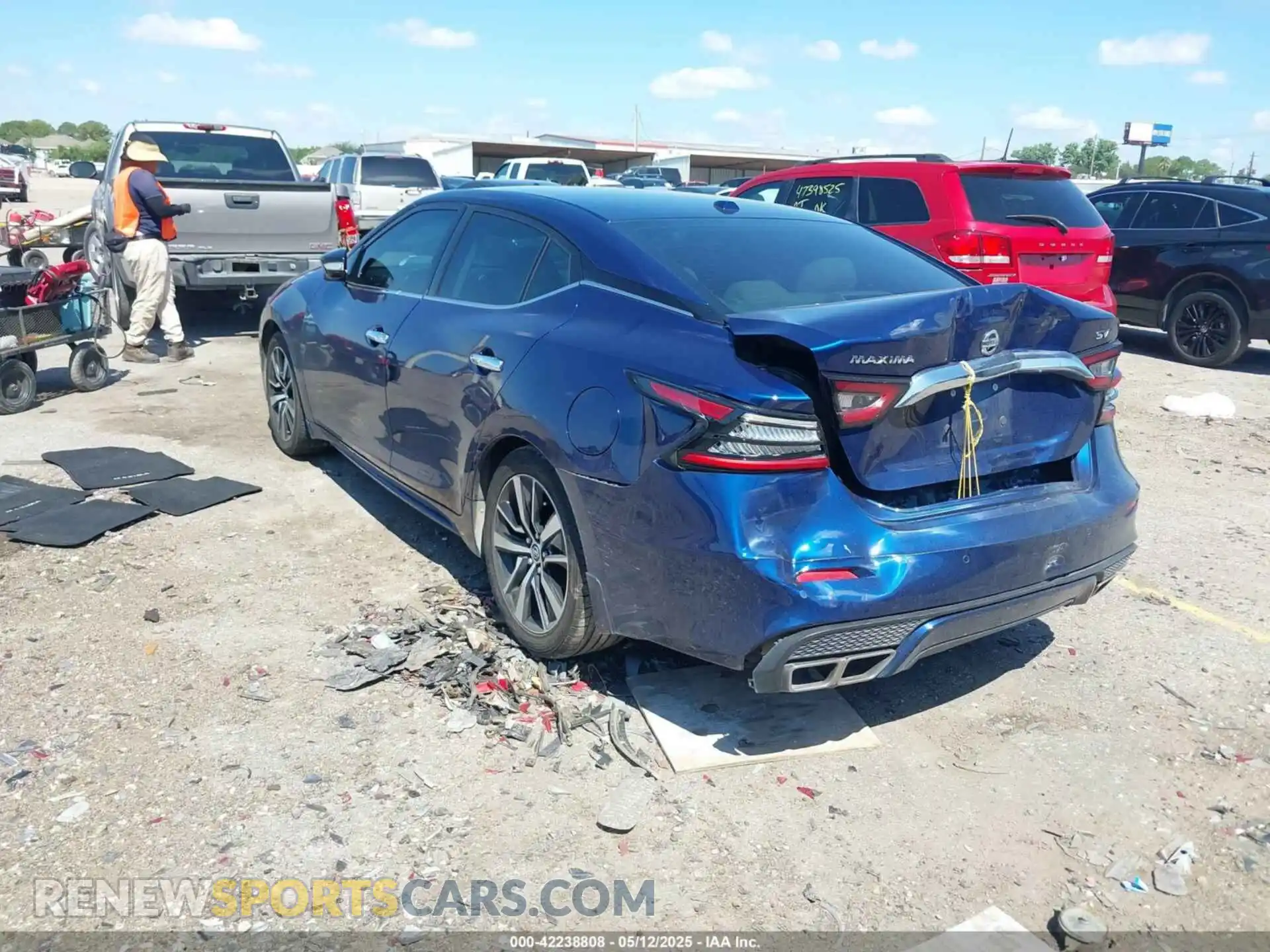 3 Photograph of a damaged car 1N4AA6CV2MC511005 NISSAN MAXIMA 2021