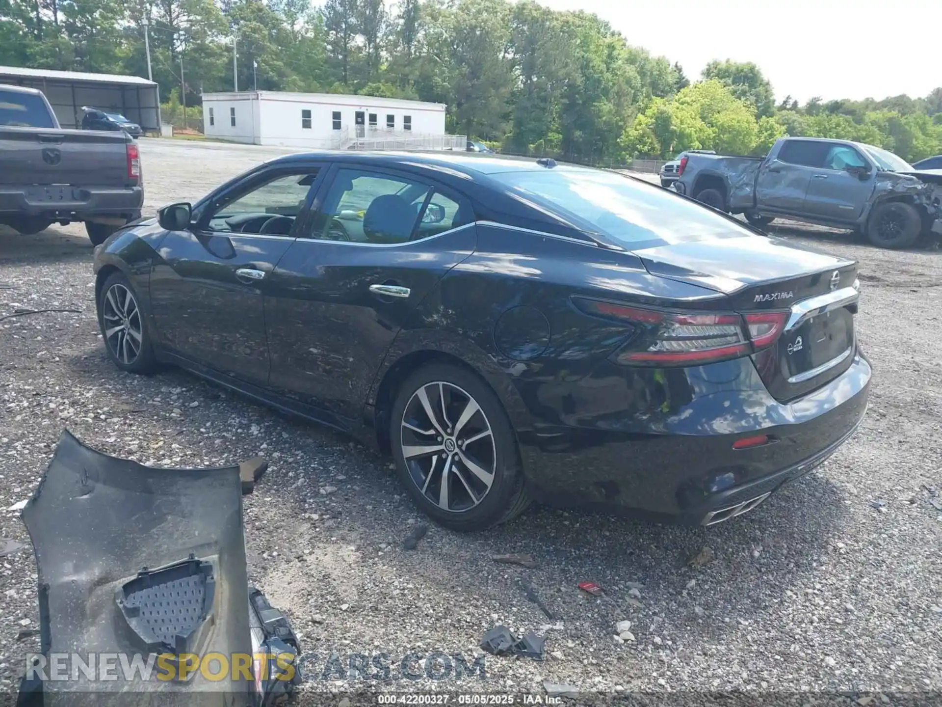 3 Photograph of a damaged car 1N4AA6CV5MC512231 NISSAN MAXIMA 2021