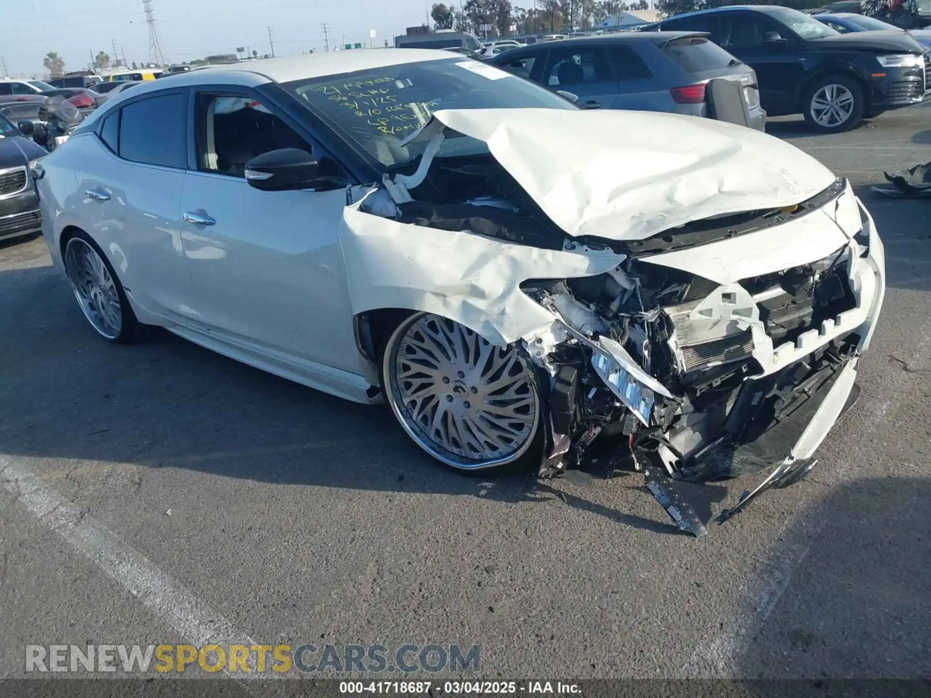 1 Photograph of a damaged car 1N4AA6CV9MC502835 NISSAN MAXIMA 2021