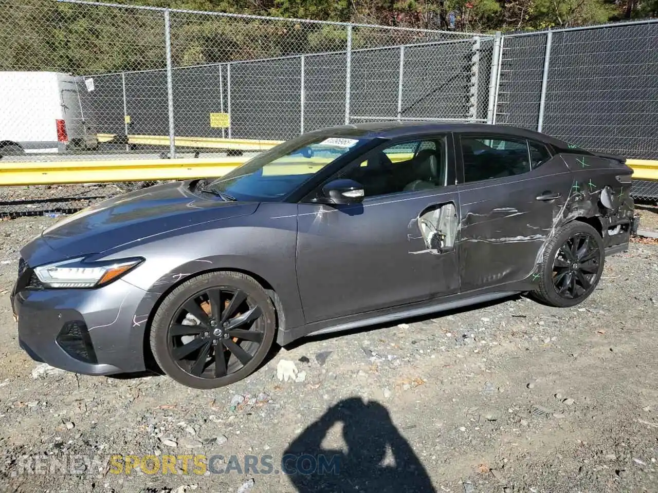 1 Photograph of a damaged car 1N4AA6EV0MC502428 NISSAN MAXIMA 2021