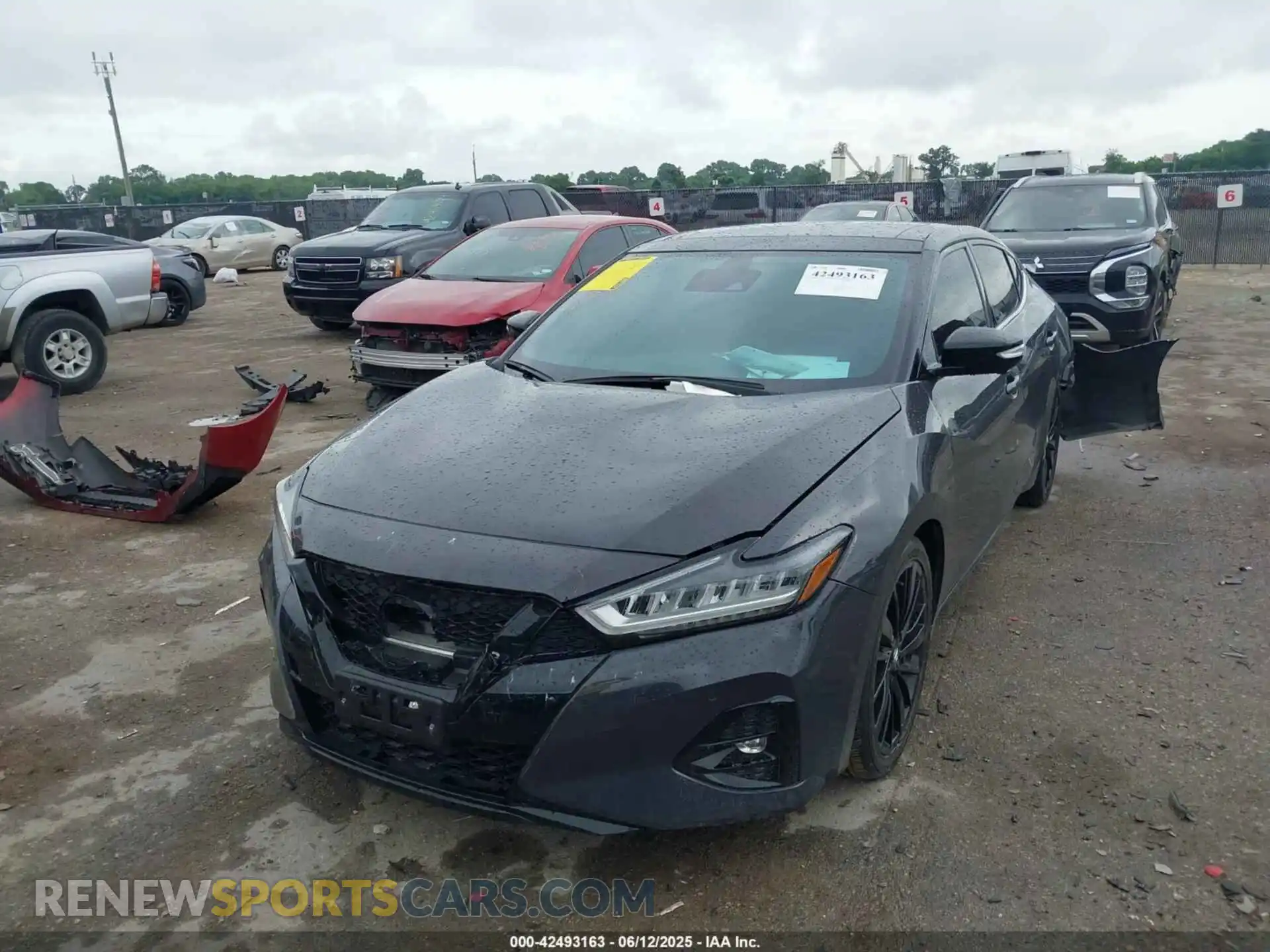 2 Photograph of a damaged car 1N4AA6FV8MC507746 NISSAN MAXIMA 2021