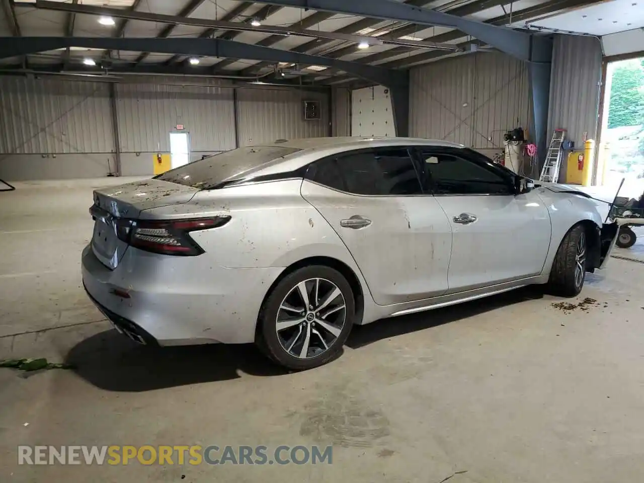3 Photograph of a damaged car 1N4AA6CV3PC510160 NISSAN MAXIMA 2023