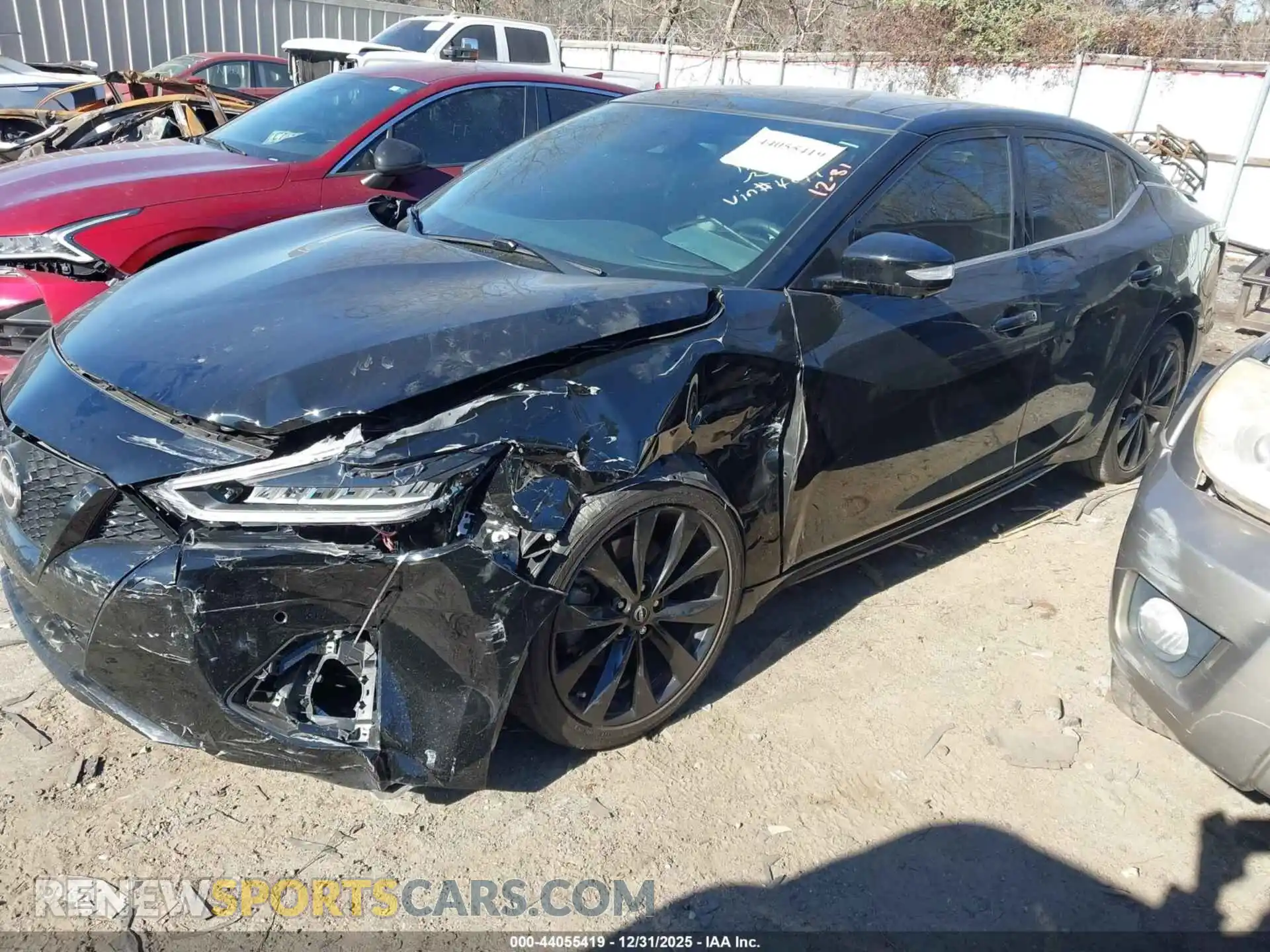 2 fotografías del automóvil dañado 1N4AA6EV8PC514086 NISSAN MAXIMA 2023