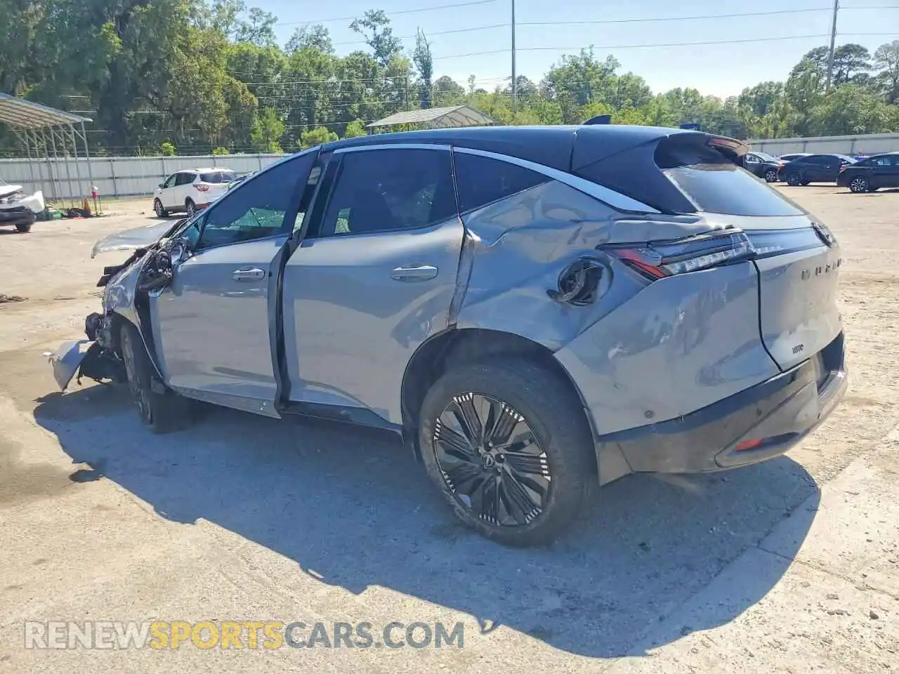 2 Photograph of a damaged car 5N1AZ3DT8SC132405 NISSAN MURANO 2025