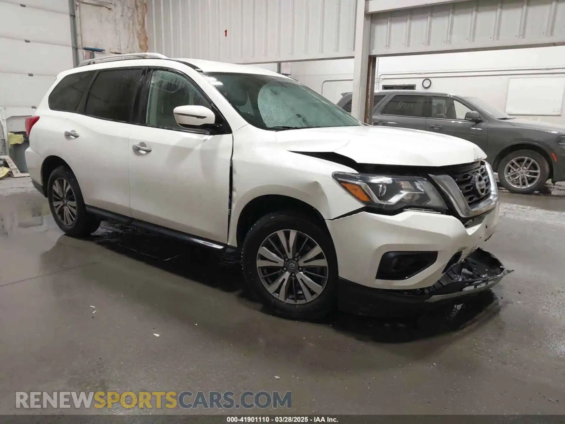 1 Photograph of a damaged car 5N1DR2MM0KC601065 NISSAN PATHFINDER 2019