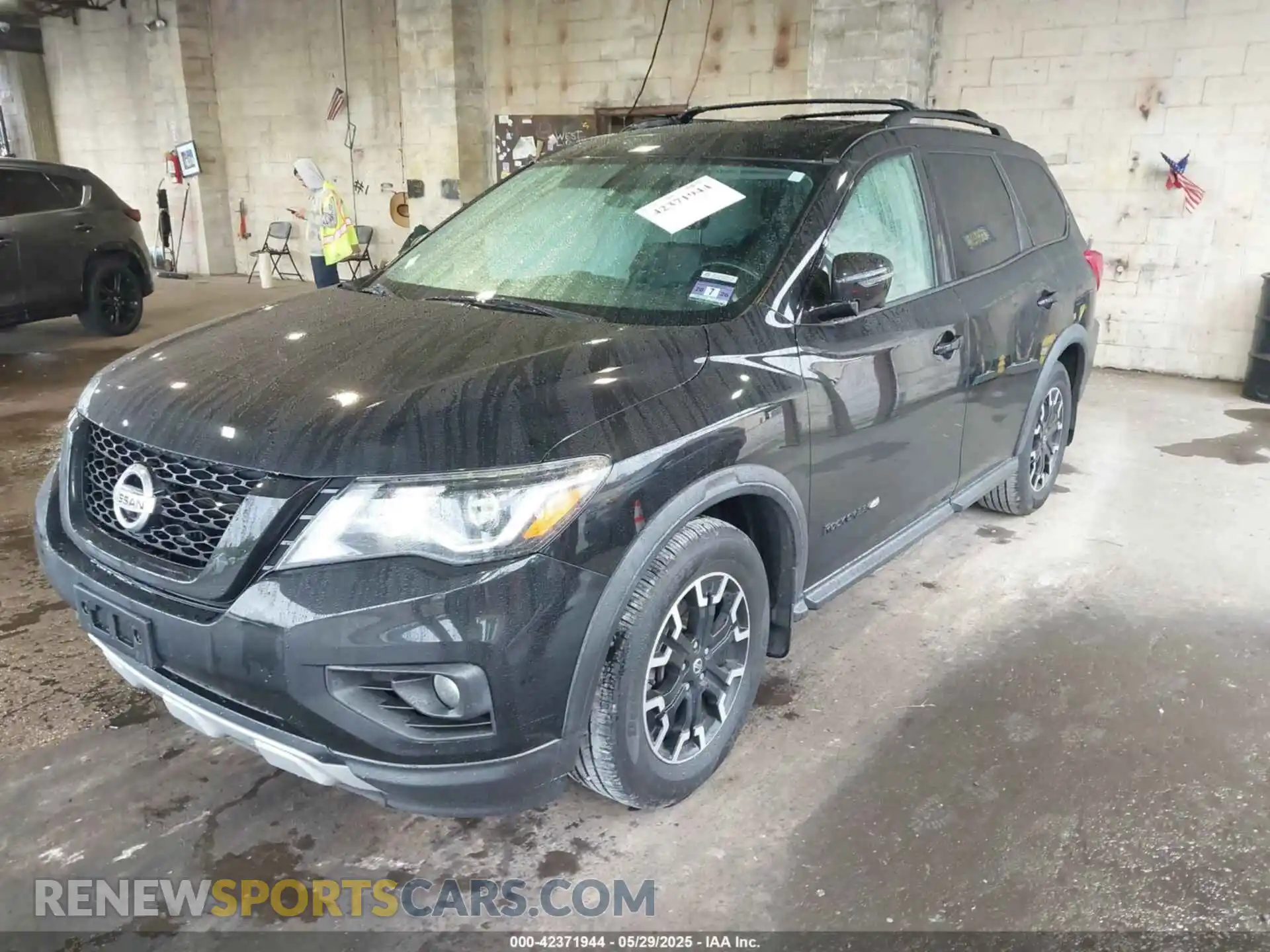2 Photograph of a damaged car 5N1DR2MM8KC626313 NISSAN PATHFINDER 2019