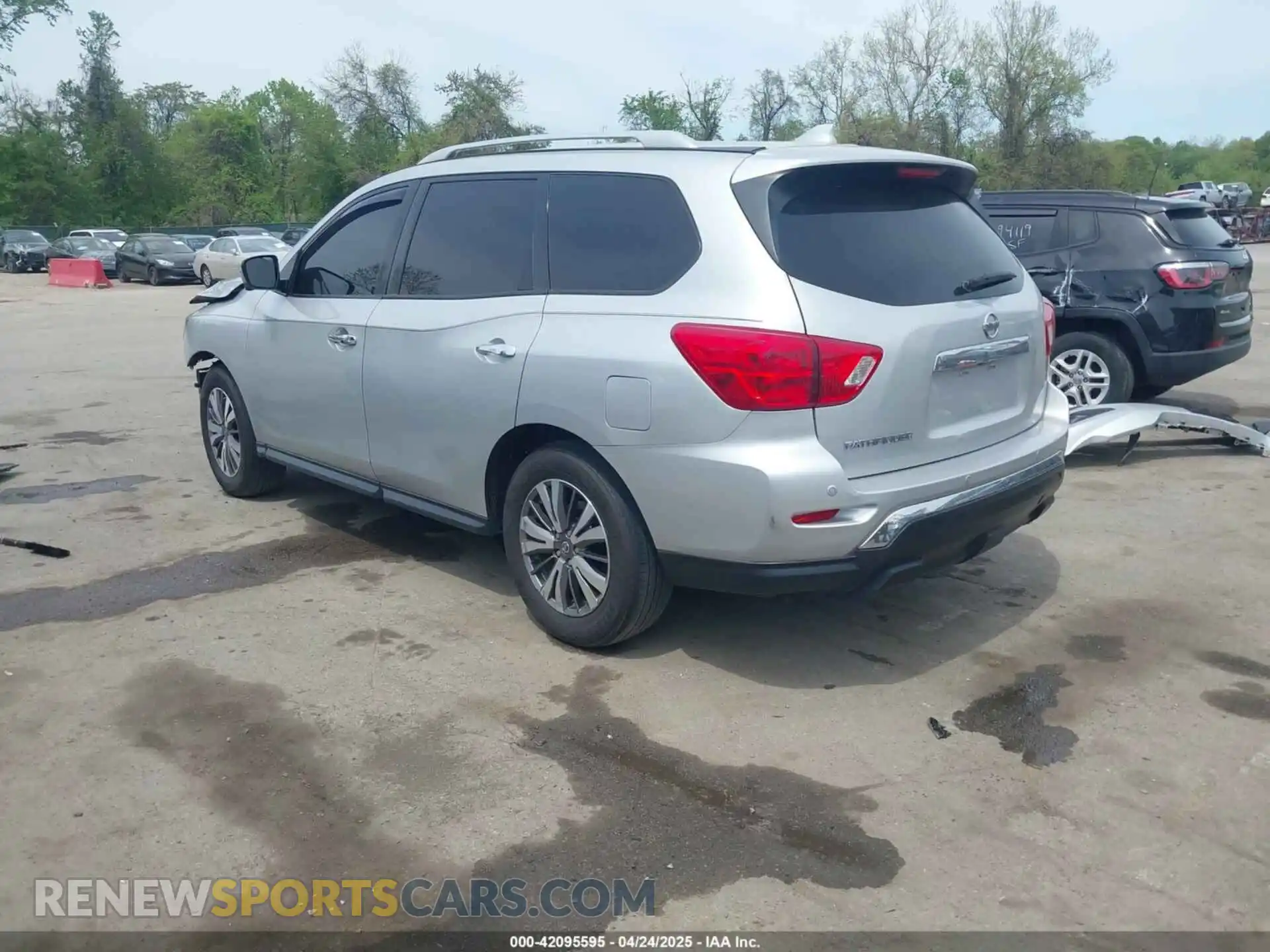 3 Photograph of a damaged car 5N1DR2MN6KC642387 NISSAN PATHFINDER 2019