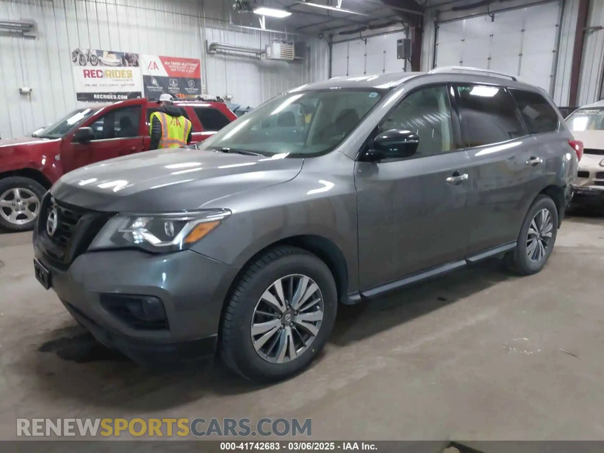 2 Photograph of a damaged car 5N1DR2AM9LC576835 NISSAN PATHFINDER 2020