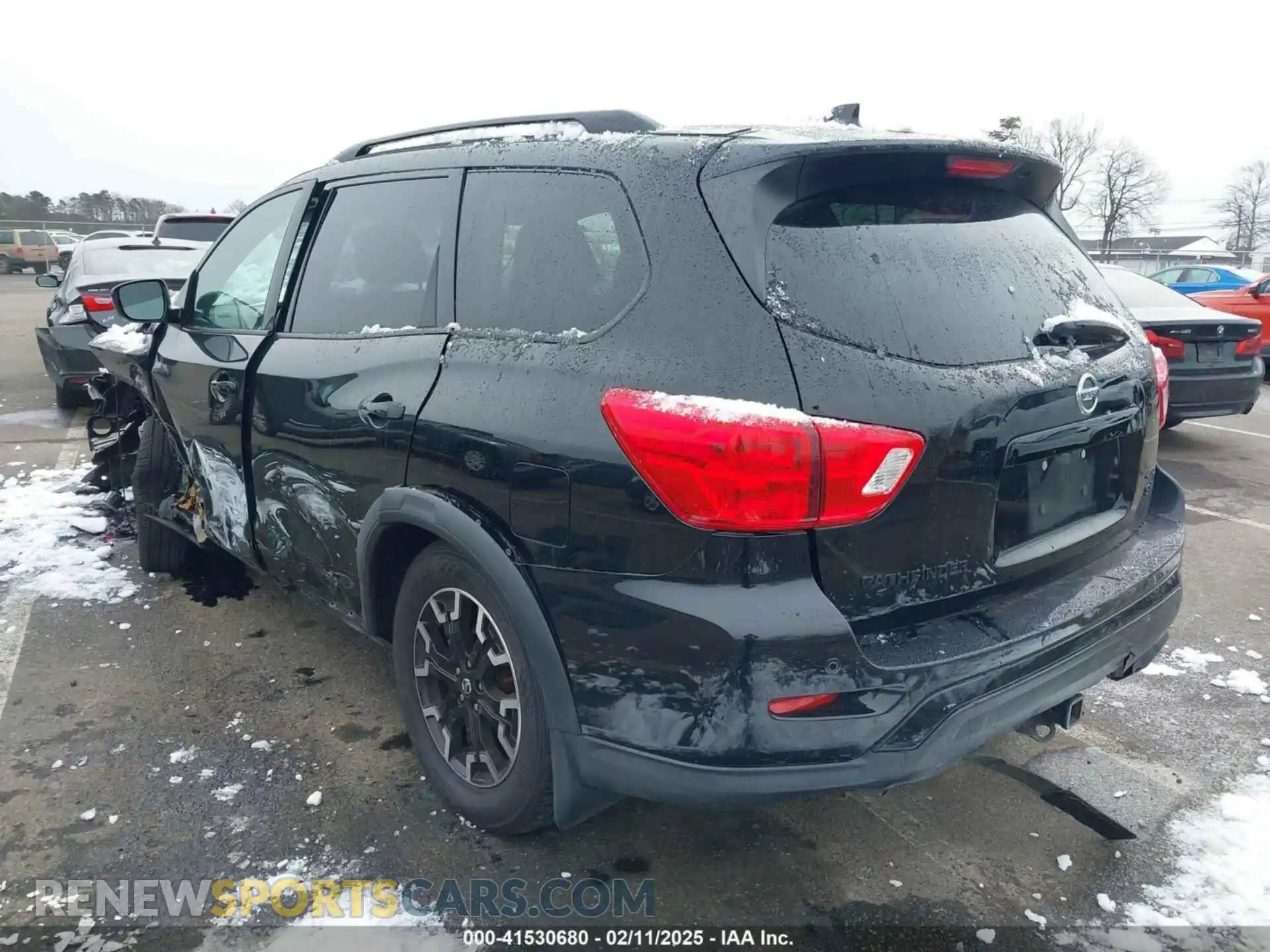 3 Photograph of a damaged car 5N1DR2BM7LC577707 NISSAN PATHFINDER 2020