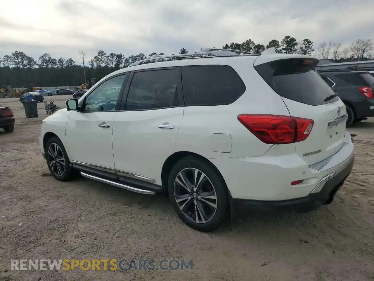 2 Photograph of a damaged car 5N1DR2DN0LC642080 NISSAN PATHFINDER 2020