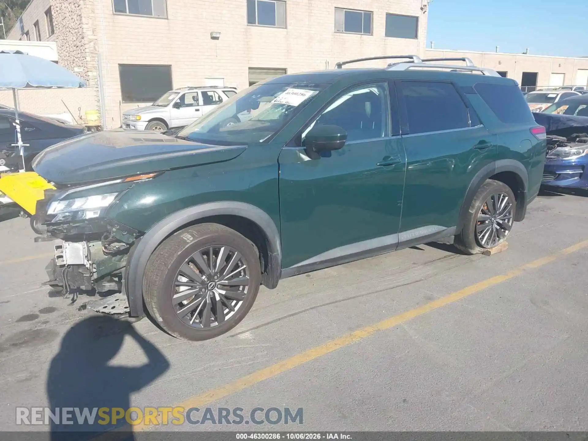 2 fotografías del automóvil dañado 5N1DR3CD8PC212253 NISSAN PATHFINDER 2023