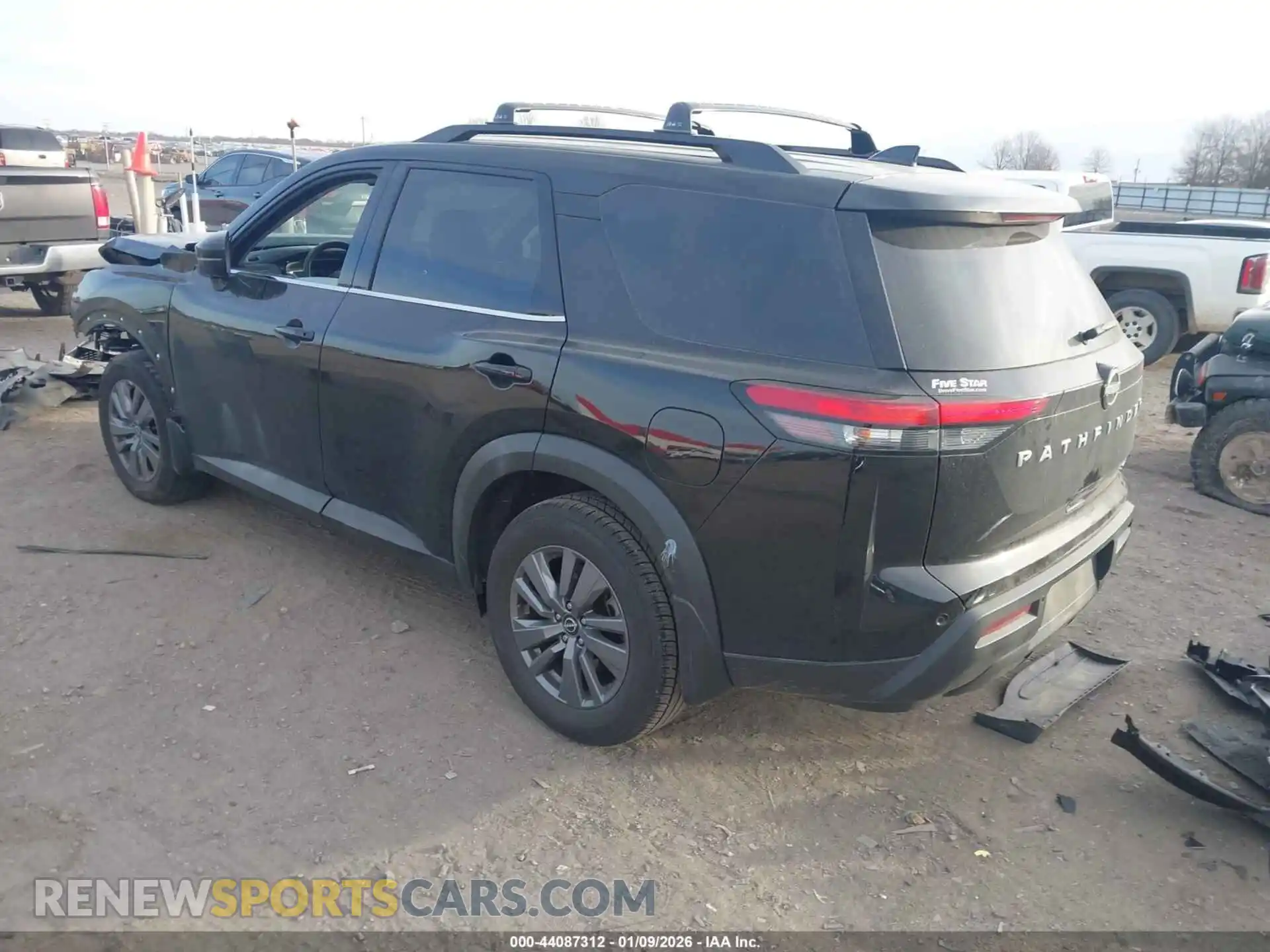 3 fotografías del automóvil dañado 5N1DR3BA4RC313235 NISSAN PATHFINDER 2024