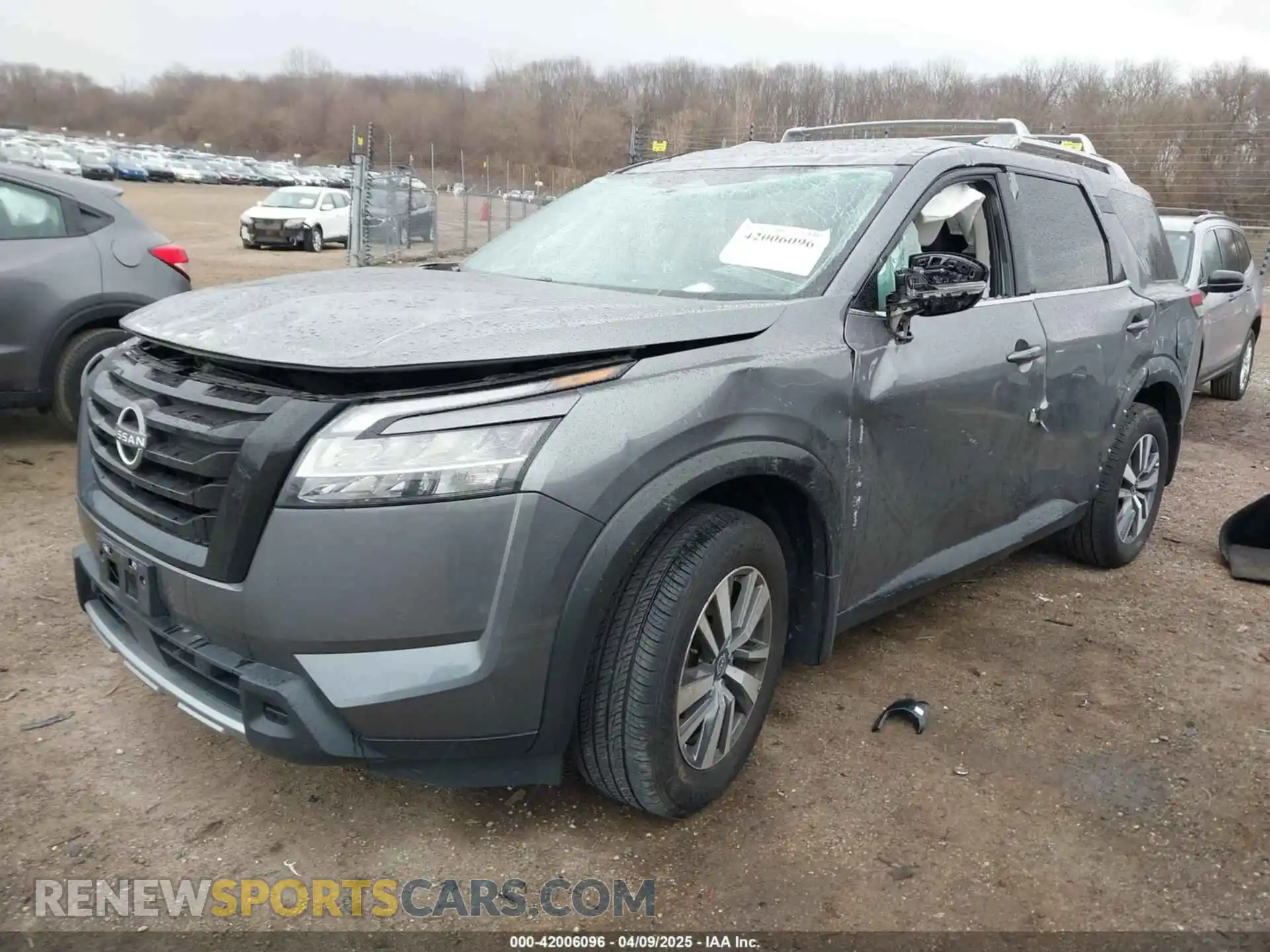 2 Photograph of a damaged car 5N1DR3CC8RC233291 NISSAN PATHFINDER 2024