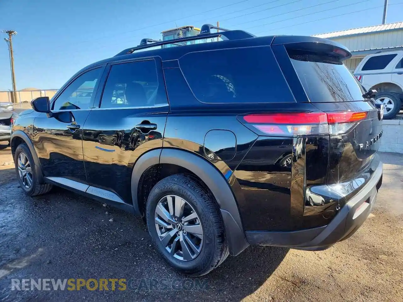 2 Photograph of a damaged car 5N1DR3BA9SC268136 NISSAN PATHFINDER 2025