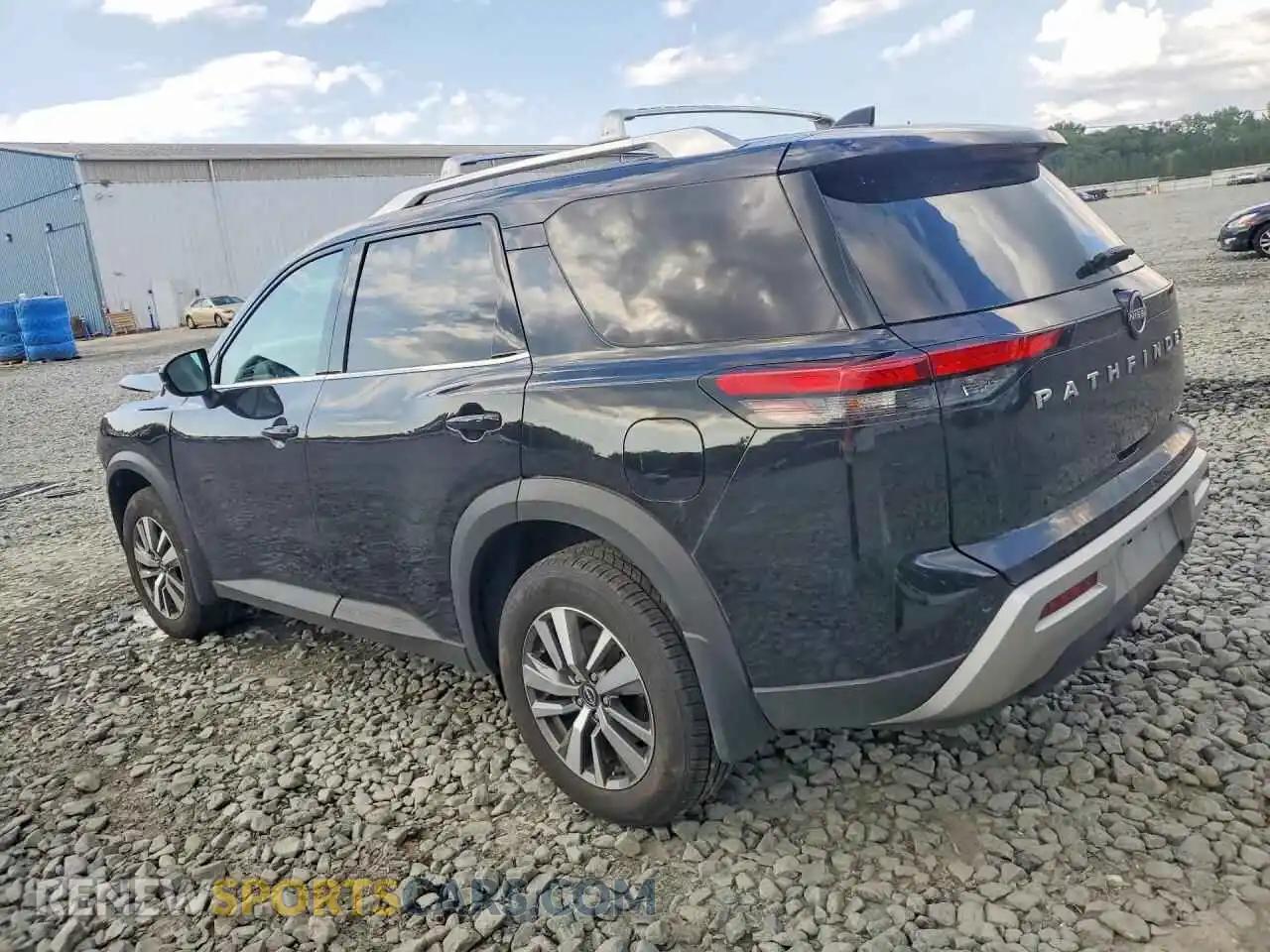 2 fotografías del automóvil dañado 5N1DR3CC6SC213370 NISSAN PATHFINDER 2025