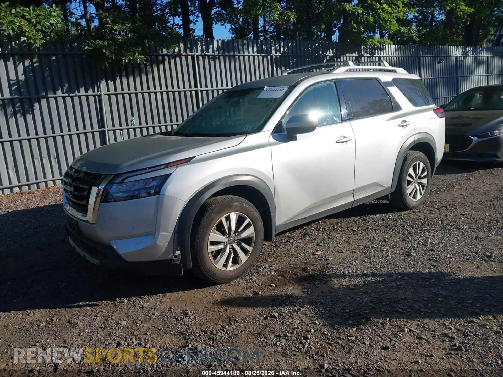 2 fotografías del automóvil dañado 5N1DR3CC8SC268516 NISSAN PATHFINDER 2025