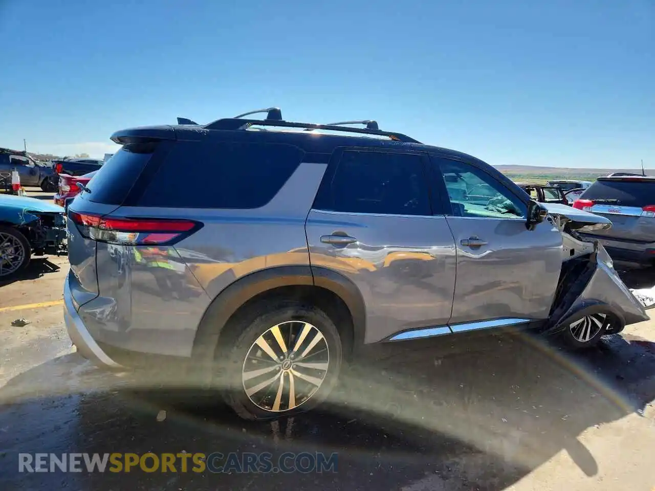 3 fotografías del automóvil dañado 5N1DR3DK2SC307879 NISSAN PATHFINDER 2025