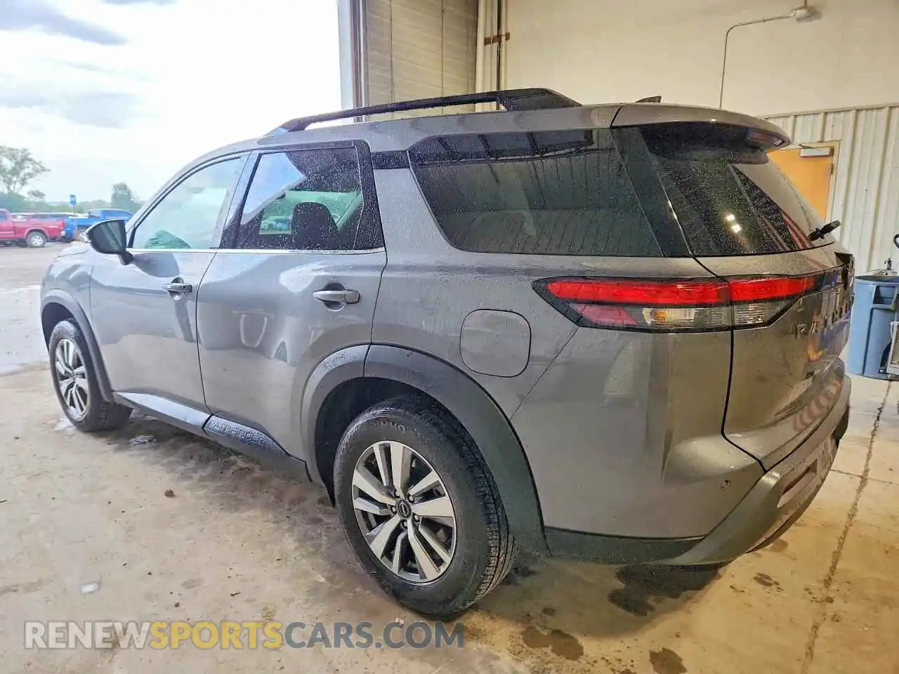 2 Photograph of a damaged car 5N1DR3CS3TC256816 NISSAN PATHFINDER 2026