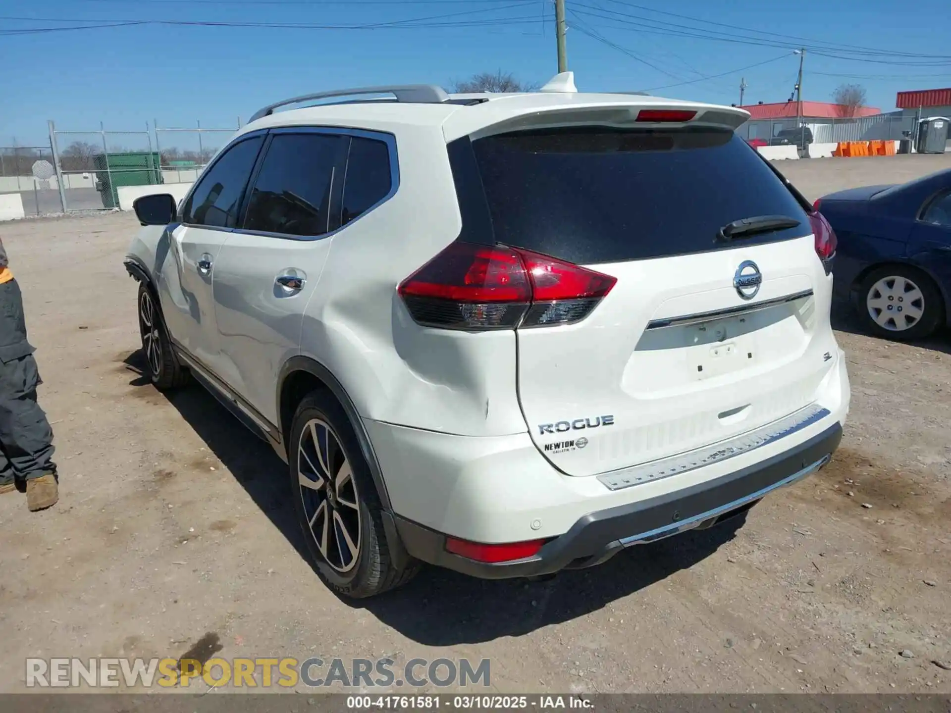 3 Photograph of a damaged car 5N1AT2MT0KC797357 NISSAN ROGUE 2019