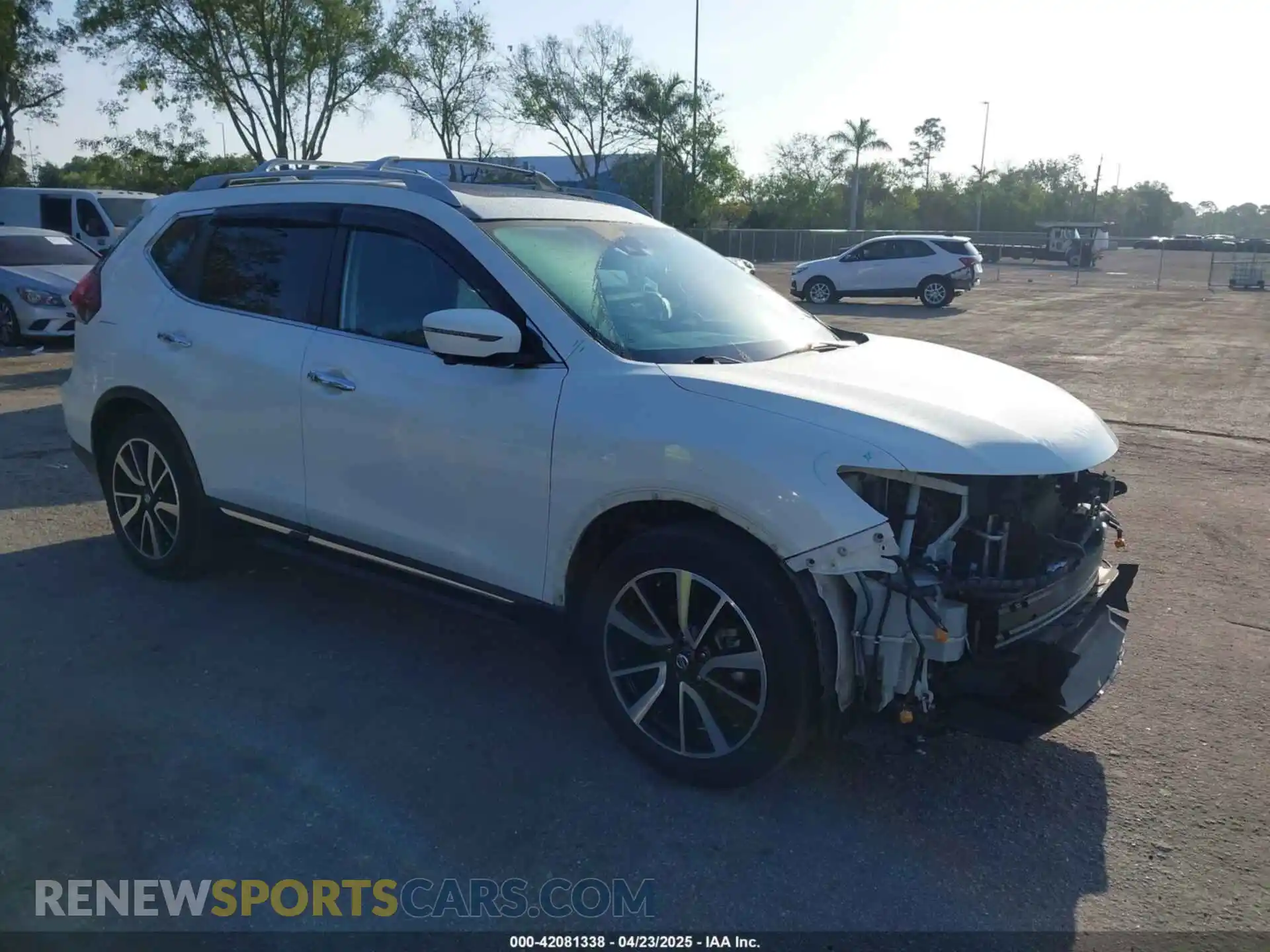 1 Photograph of a damaged car 5N1AT2MT7KC825753 NISSAN ROGUE 2019