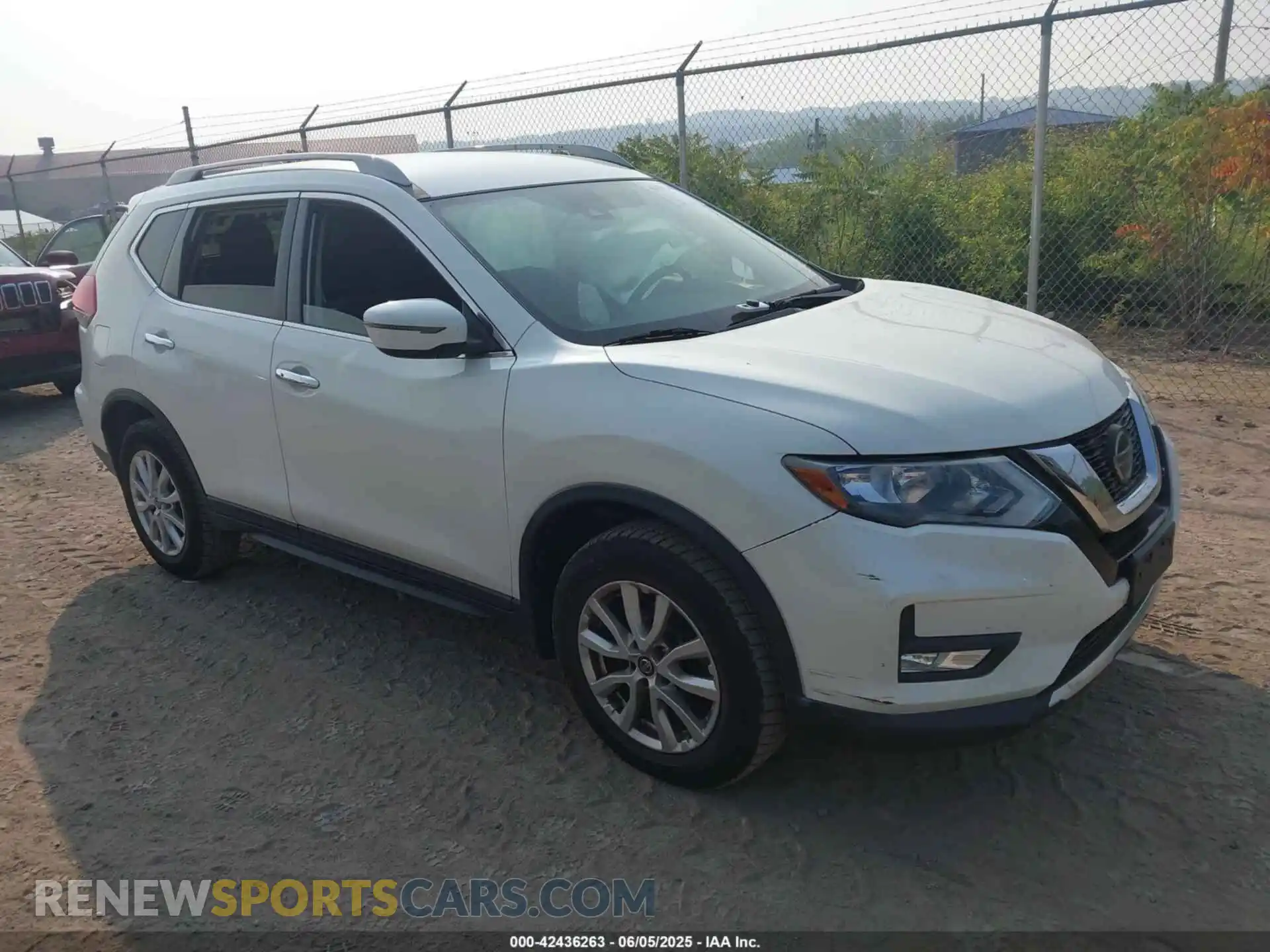 1 Photograph of a damaged car 5N1AT2MV6KC741263 NISSAN ROGUE 2019
