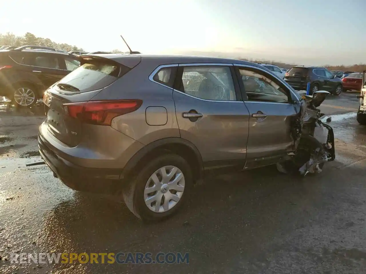 3 Photograph of a damaged car JN1BJ1CR1KW628500 NISSAN ROGUE 2019