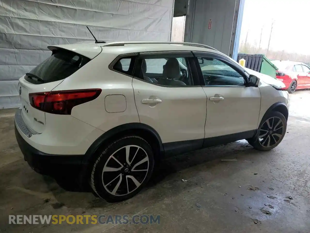 3 Photograph of a damaged car JN1BJ1CR5KW333111 NISSAN ROGUE 2019