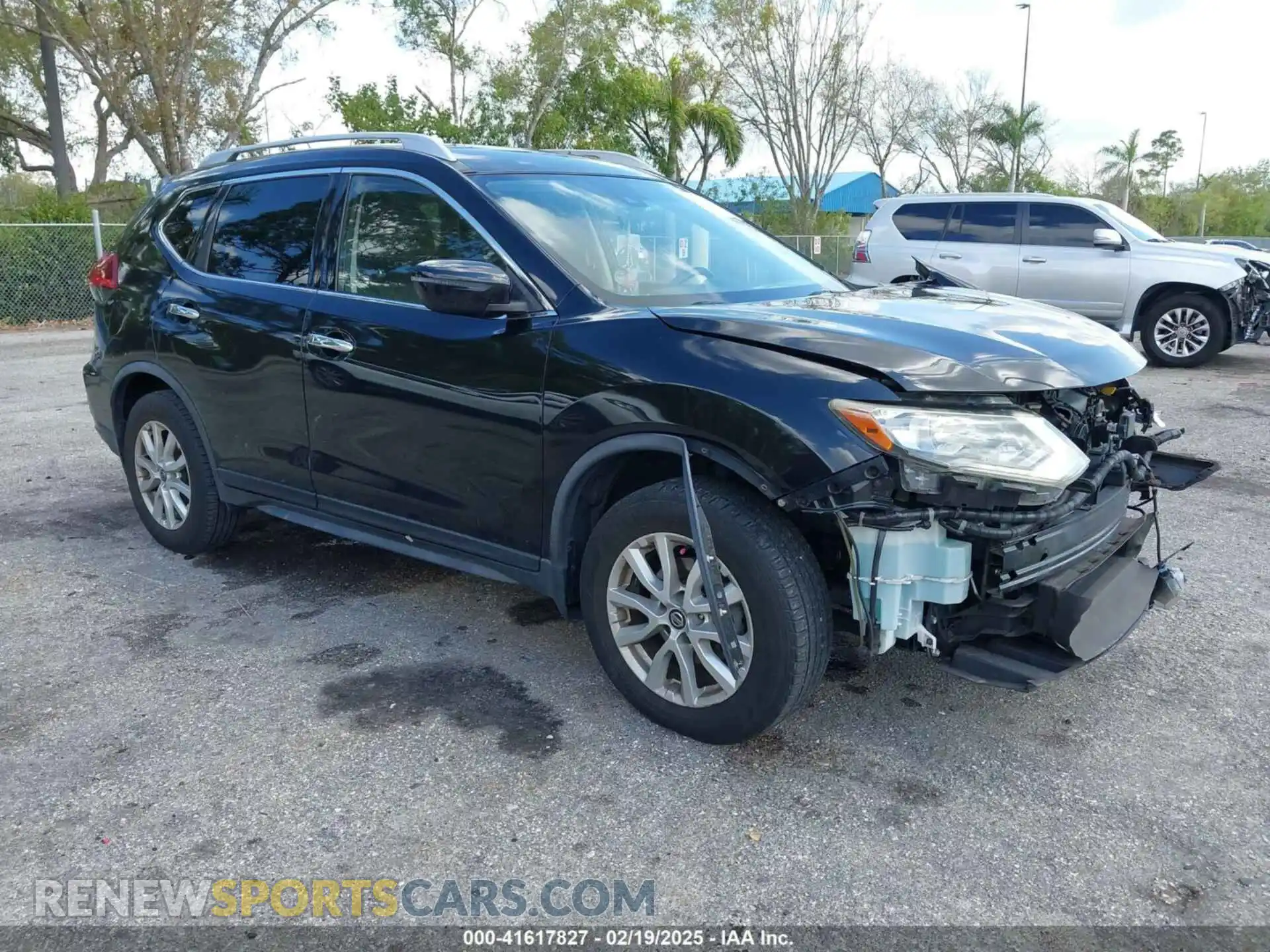 1 Photograph of a damaged car JN8AT2MT7KW503587 NISSAN ROGUE 2019
